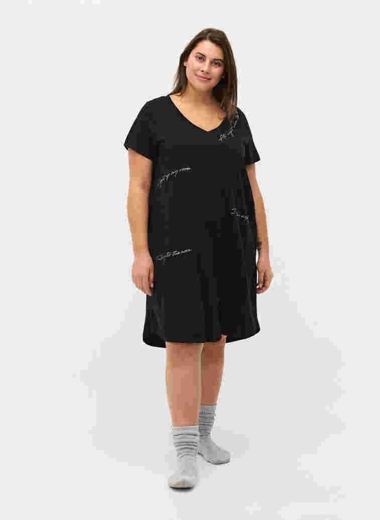 Short-sleeved cotton nightdress with print, Black Silv Foil Text, Model image number 2