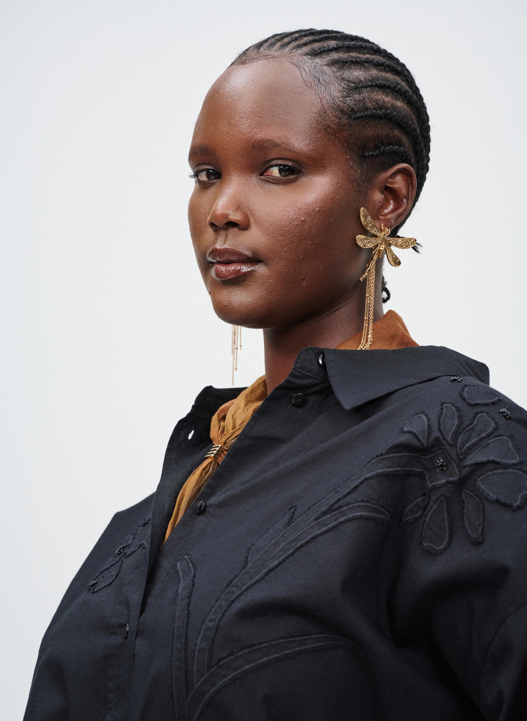 Zizzifashion Cotton shirt with tone-on-tone floral embroidery, Black, Image image number 0