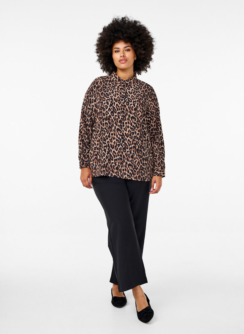 Leopard print shirt, Brown, Model image number 1
