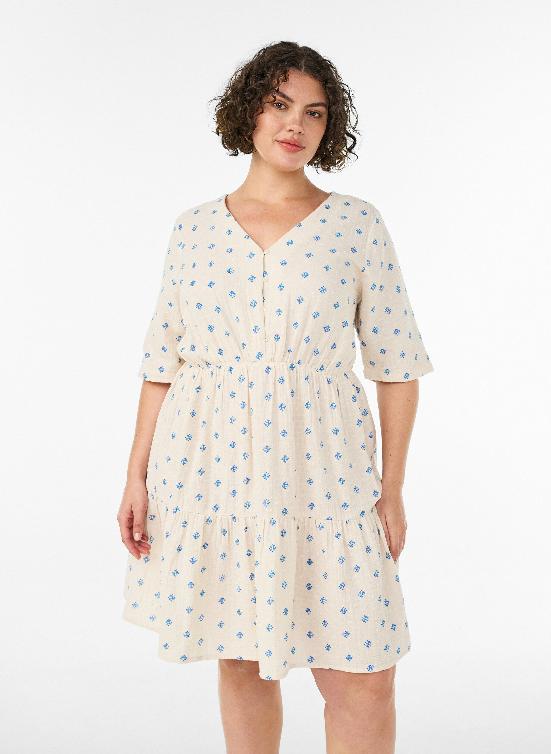Printed cotton dress with an elasticated waist, Beige, Model