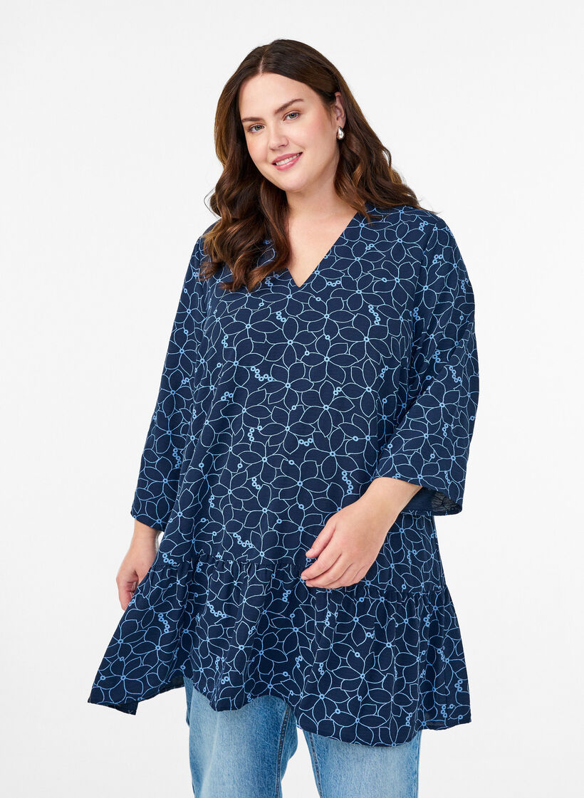 Tunic with an embroidered floral pattern and 3/4 sleeves, Blue, Model image number 0
