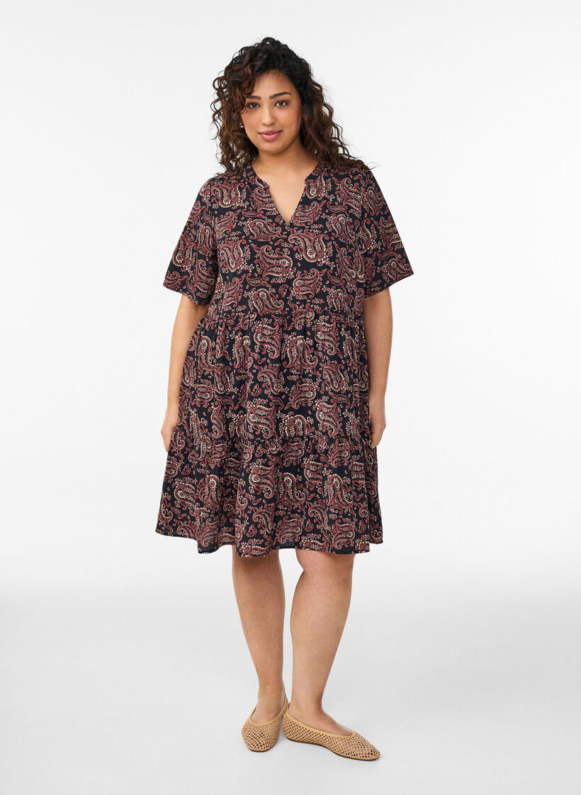 Short sleeve dress with a-line and cutlines, Black, Model image number 1