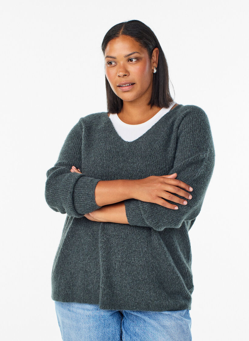 Knitted blouse with V-neck and raglan sleeves, Green, Model image number 0