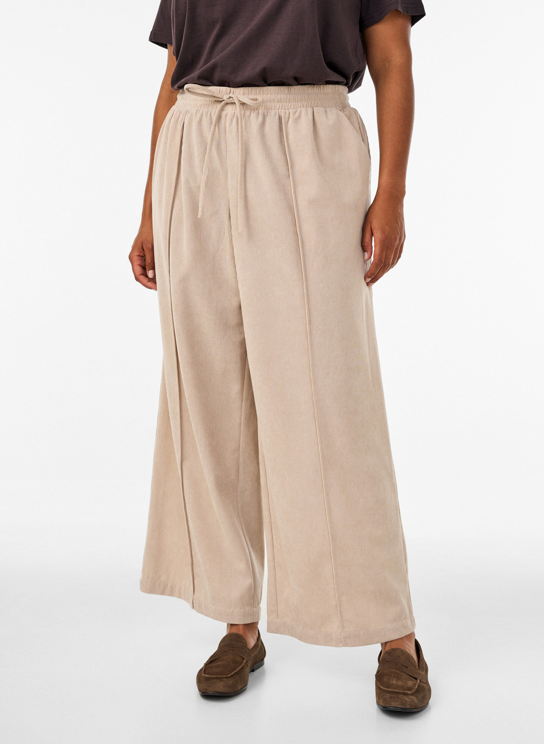 ZizzifashionCorduroy trousers with wide legs and a high waist, Beige, Model image number 2