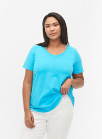 Basic plain cotton t-shirt, Blue Atoll, Model