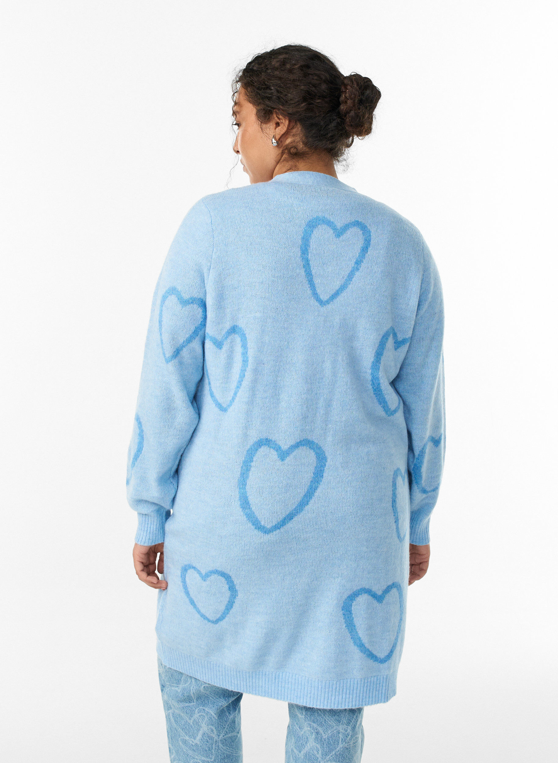 Zizzifashion Long cardigan with tone-on-tone hearts, Blue, Model image number 2