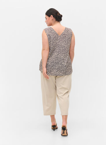 Plain-coloured culottes with pockets, Off White, Model image number 0