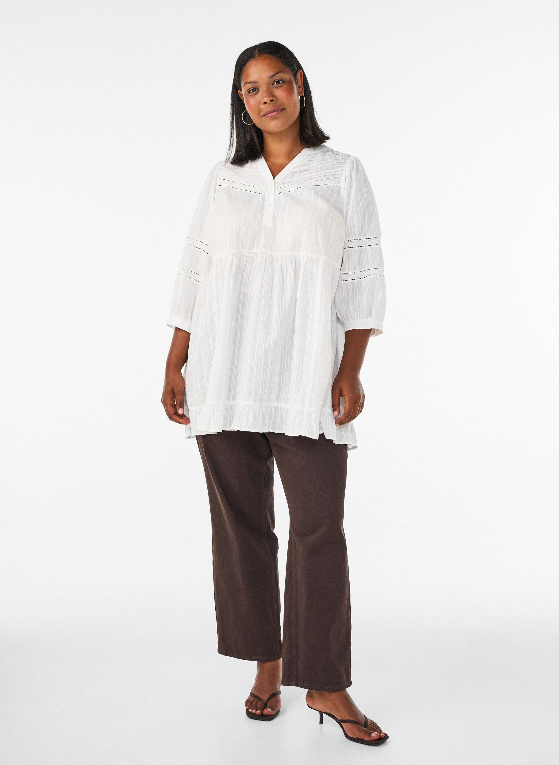ZizzifashionTunic with eyelet embroidery details and 3/4 sleeves, Vanilla, Model image number 1