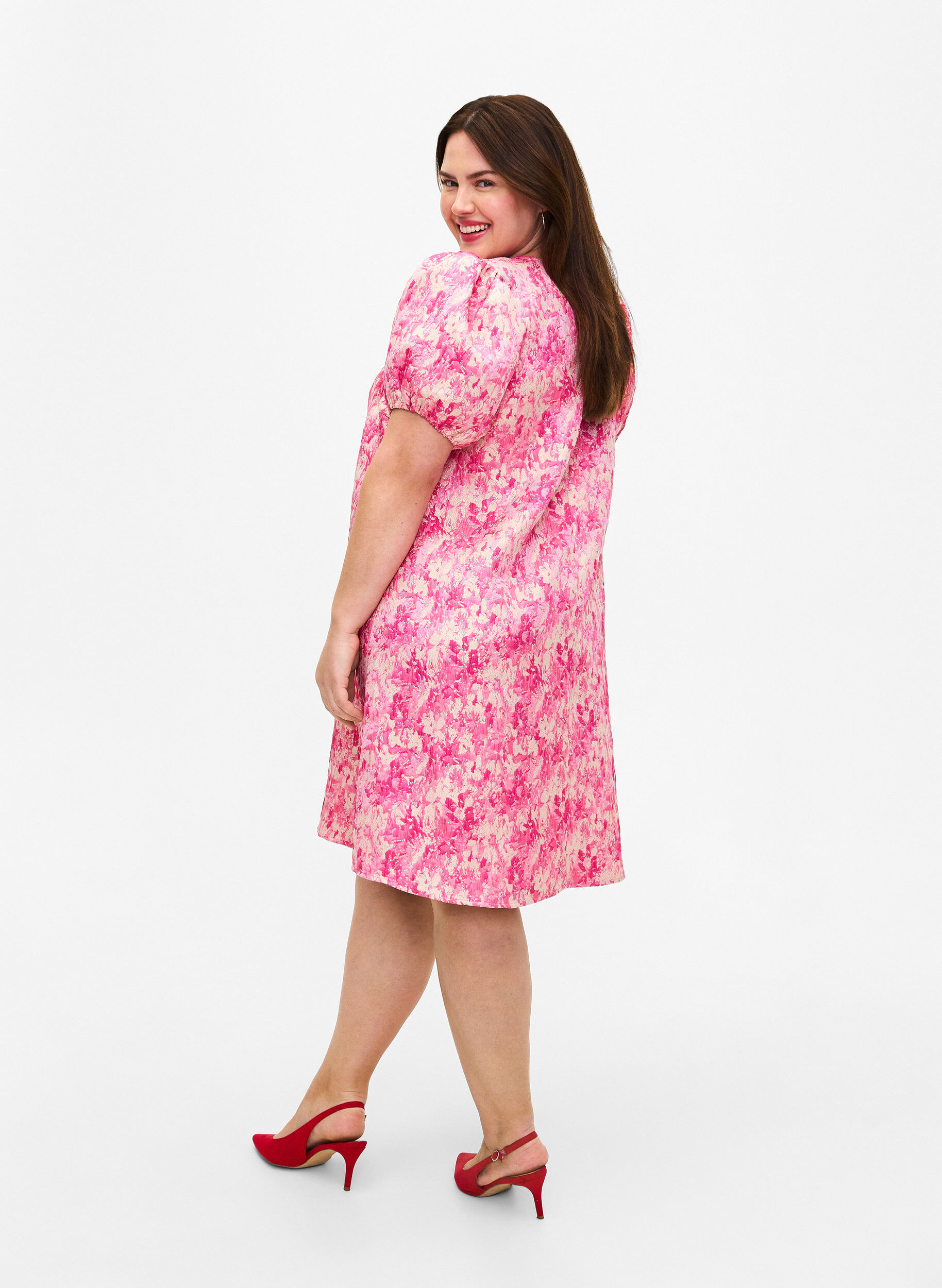 Zizzifashion Dress with short puff sleeves, Chateau Rose AOP, Model image number 1