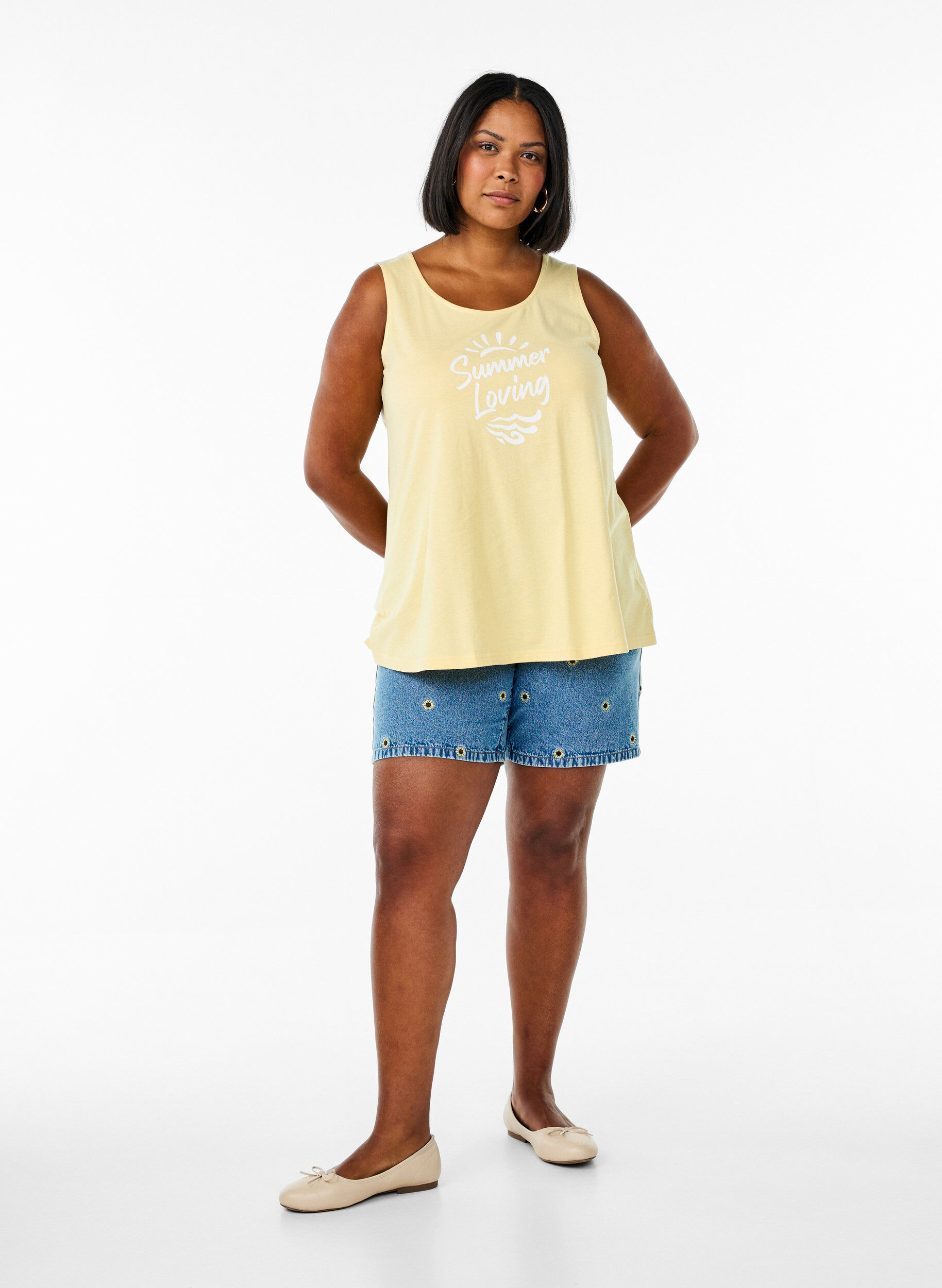 ZizzifashionCotton top with a-shape, Yellow, Model image number 1
