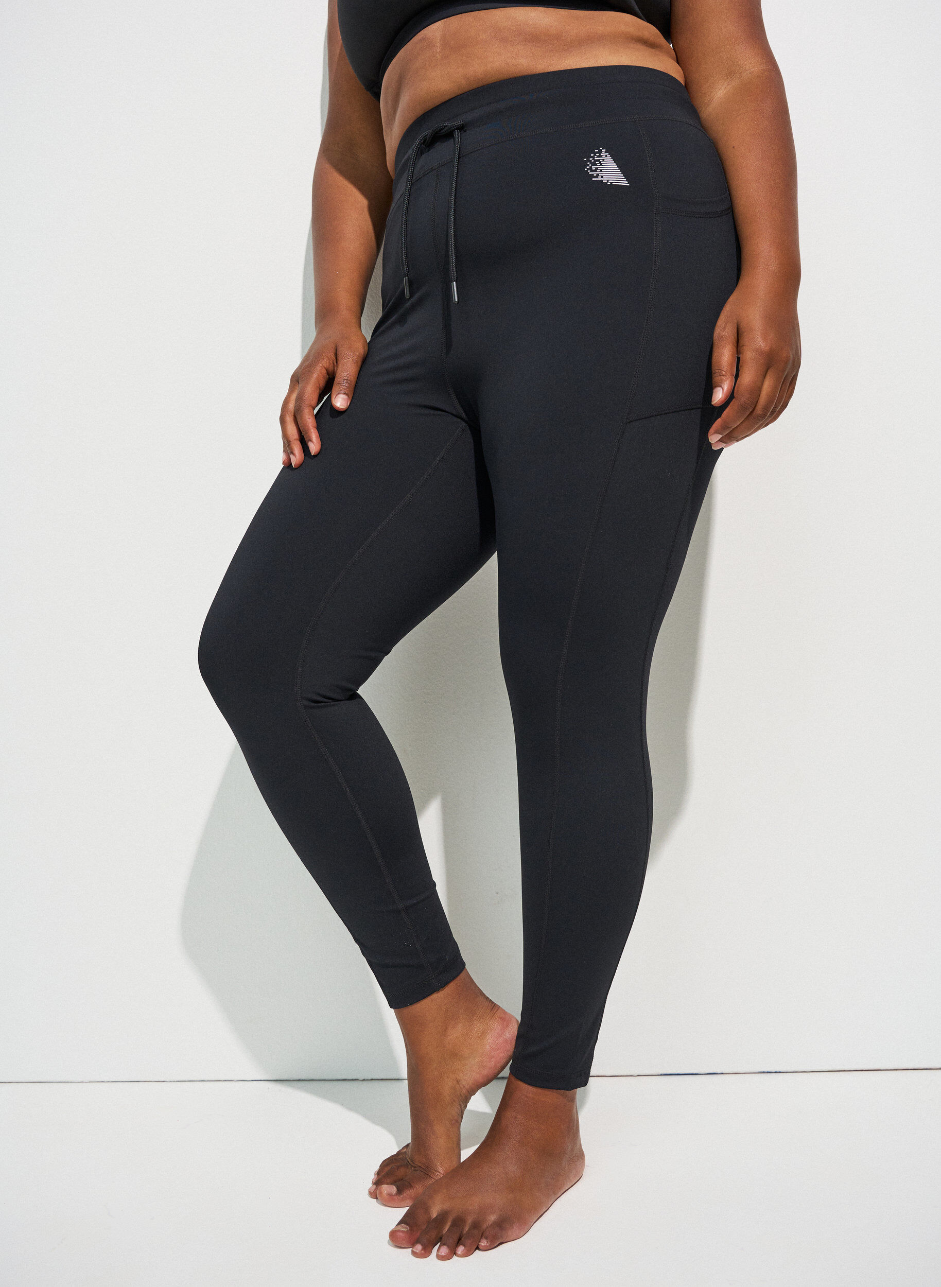 7/8 training tights with pockets, Black, Model