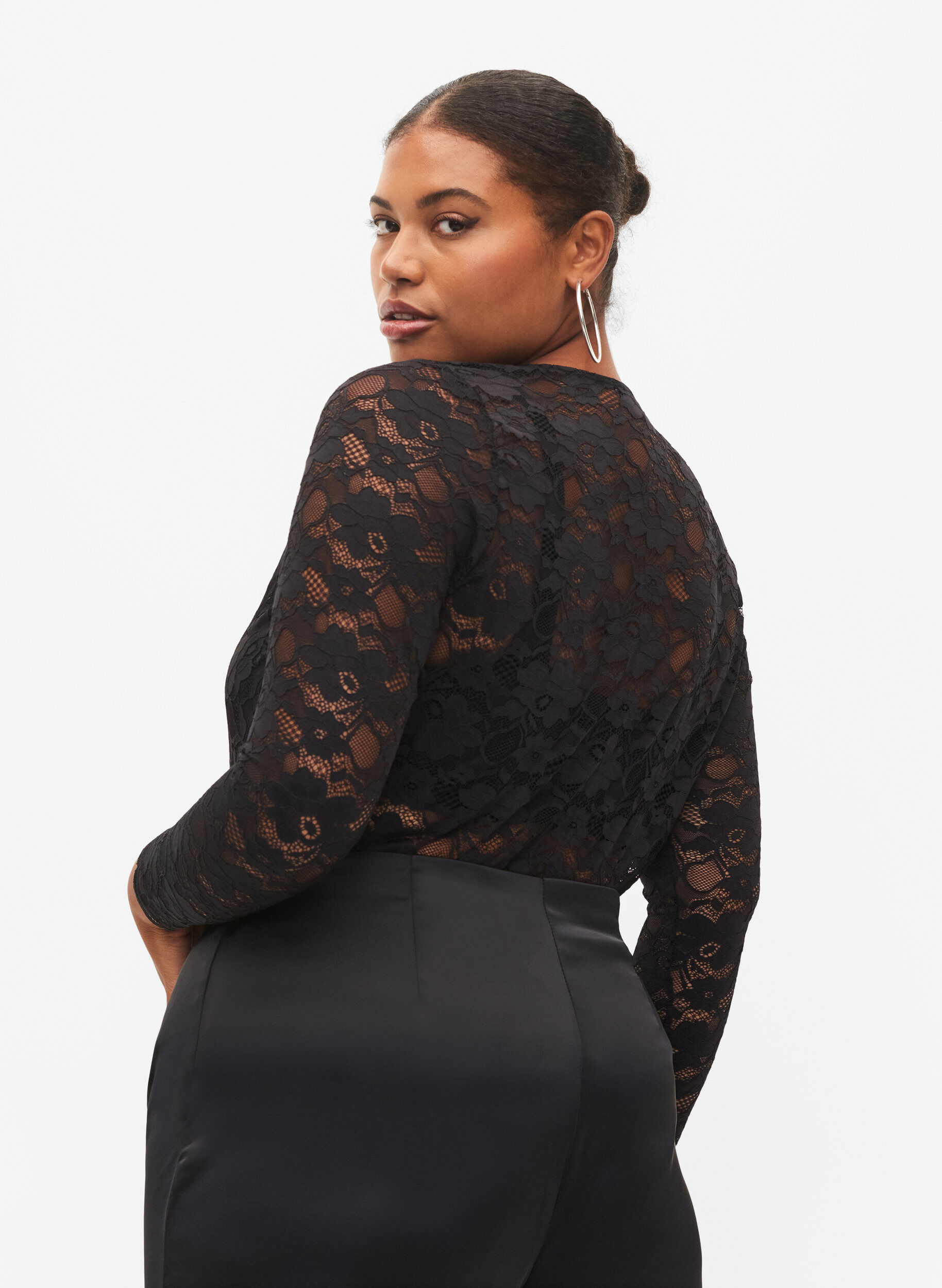 Zizzifashion Lace body with long sleeves, Black, Model image number 1