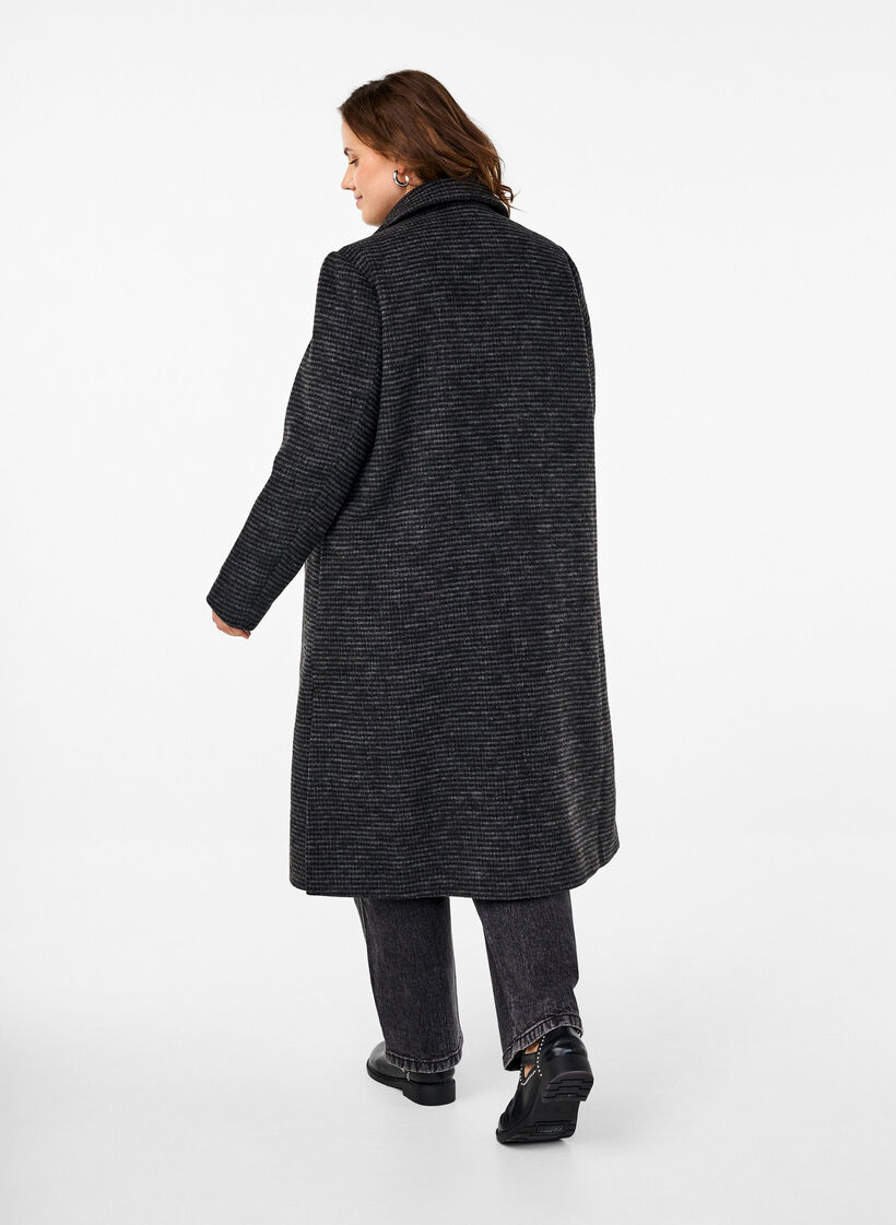 Checked wool coat with a brushed texture, Black Comb, Model image number 1