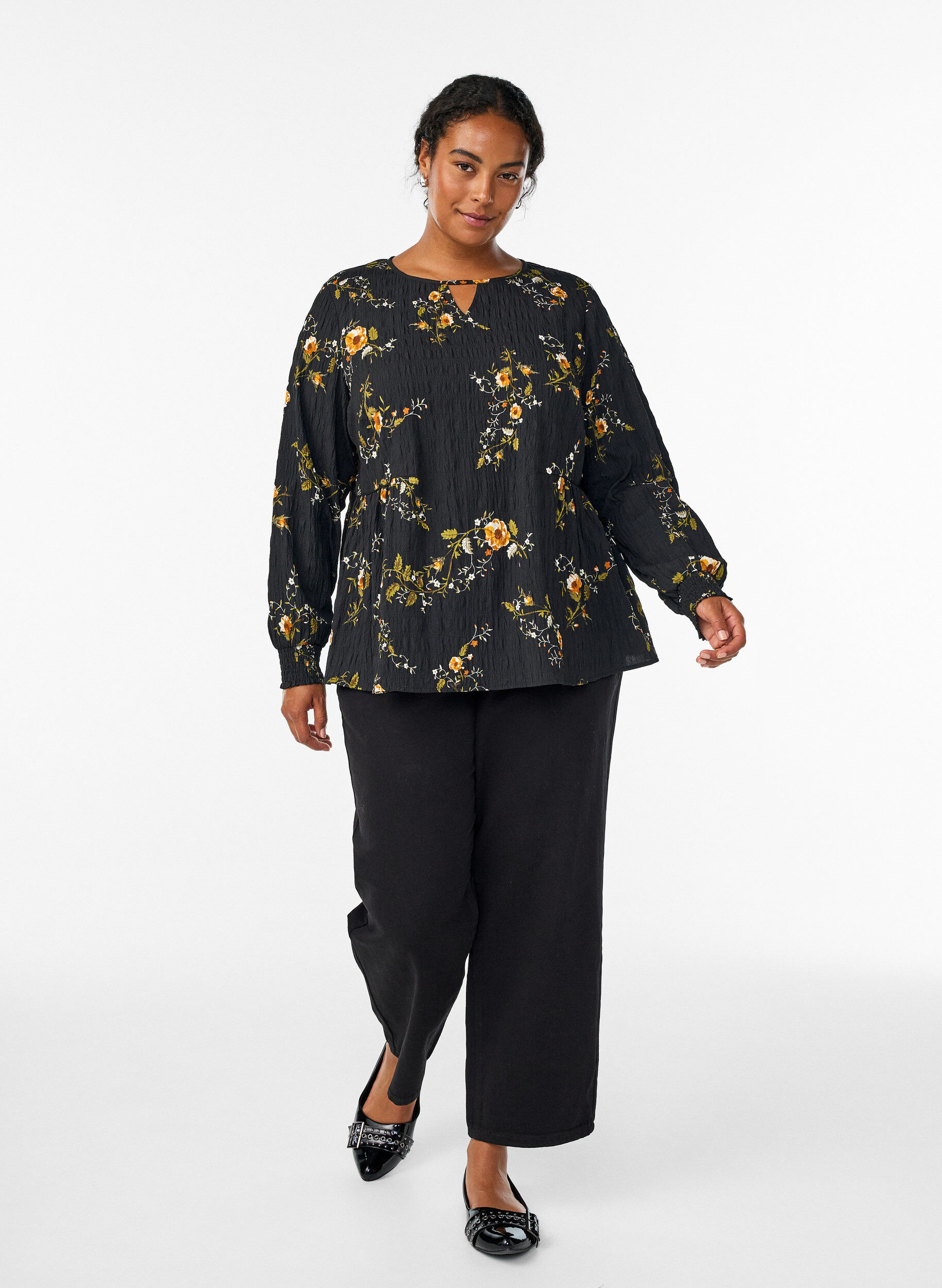 Zizzifashion Long-sleeved blouse with floral print, Black, Model image number 1