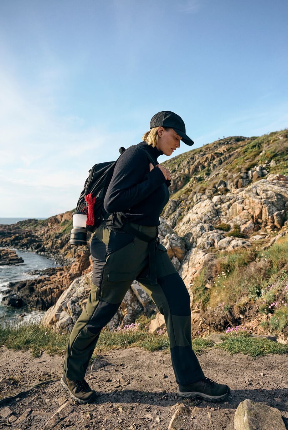 Guide: Get Tips for Choosing the Right Hiking Wear - Zizzifashion
