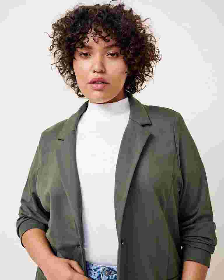 10 types of summer jackets for women in 2022