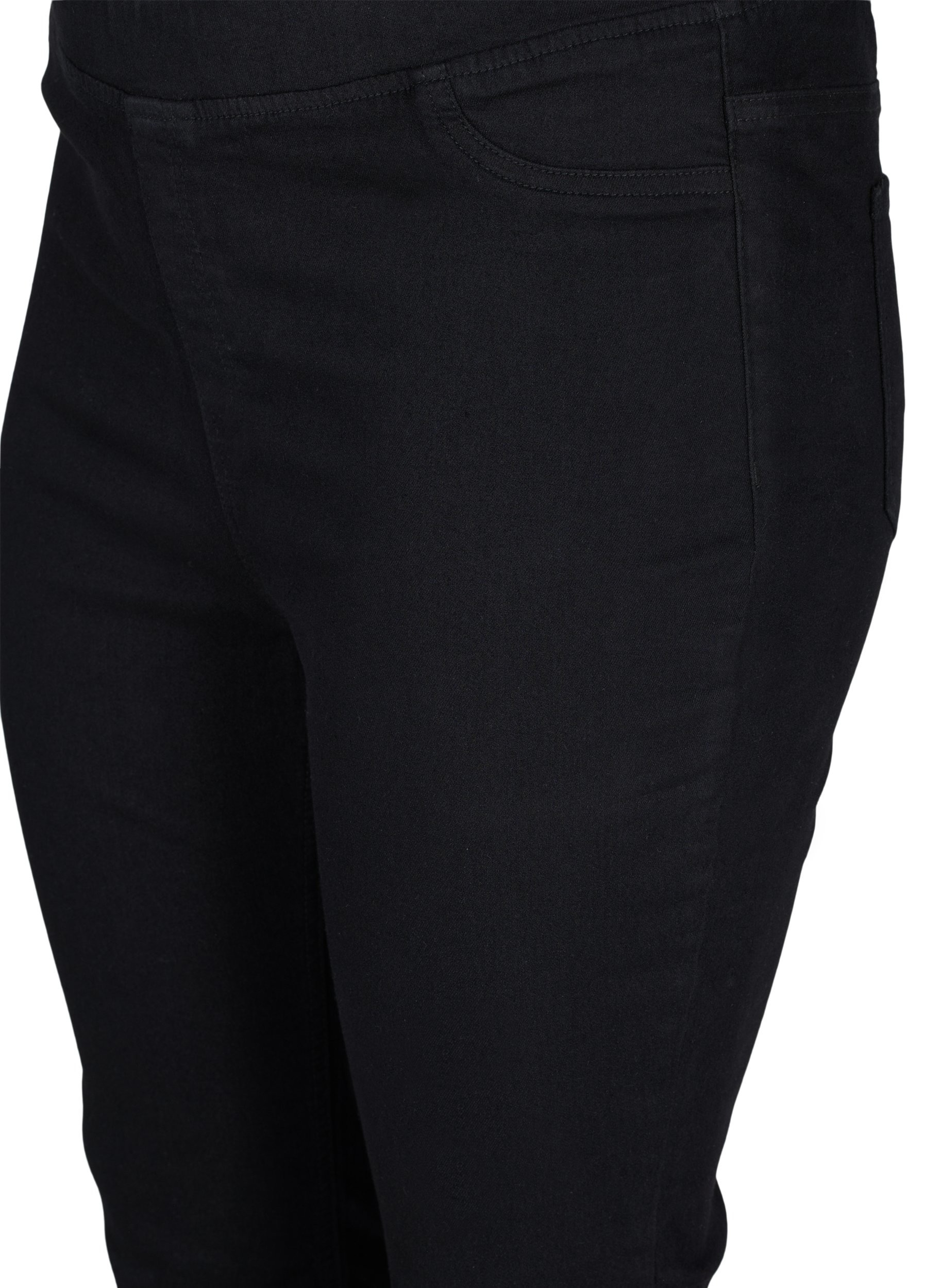 Cotton blend jeggings with back pockets 