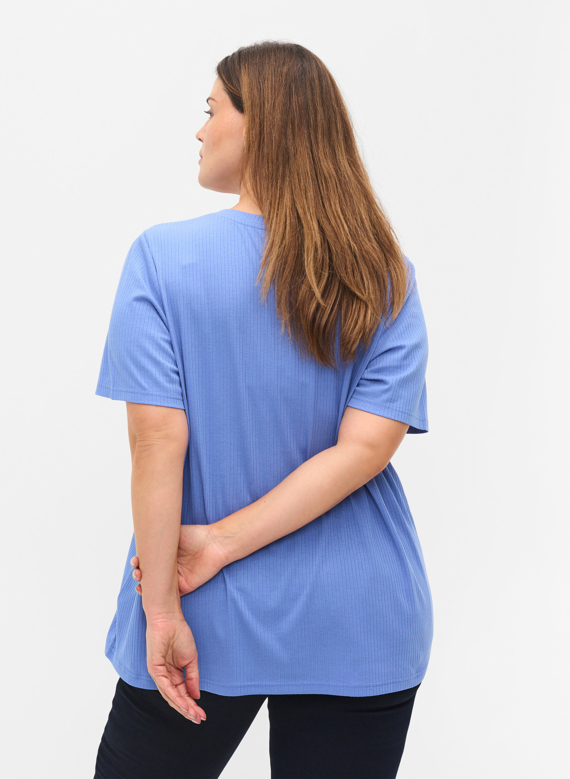 Short-sleeved t-shirt in ribbed fabric, Wedgewood, Model