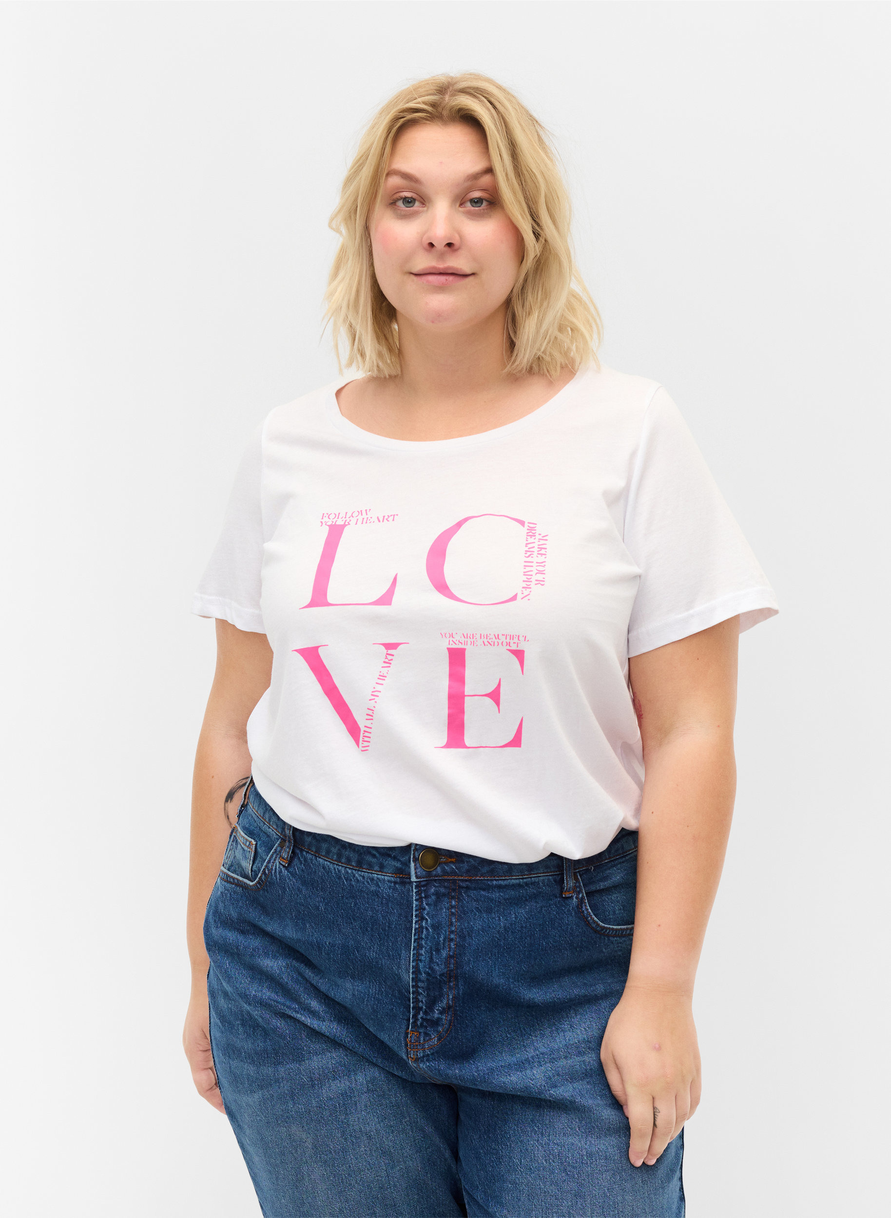 Short-sleeved cotton t-shirt with print 