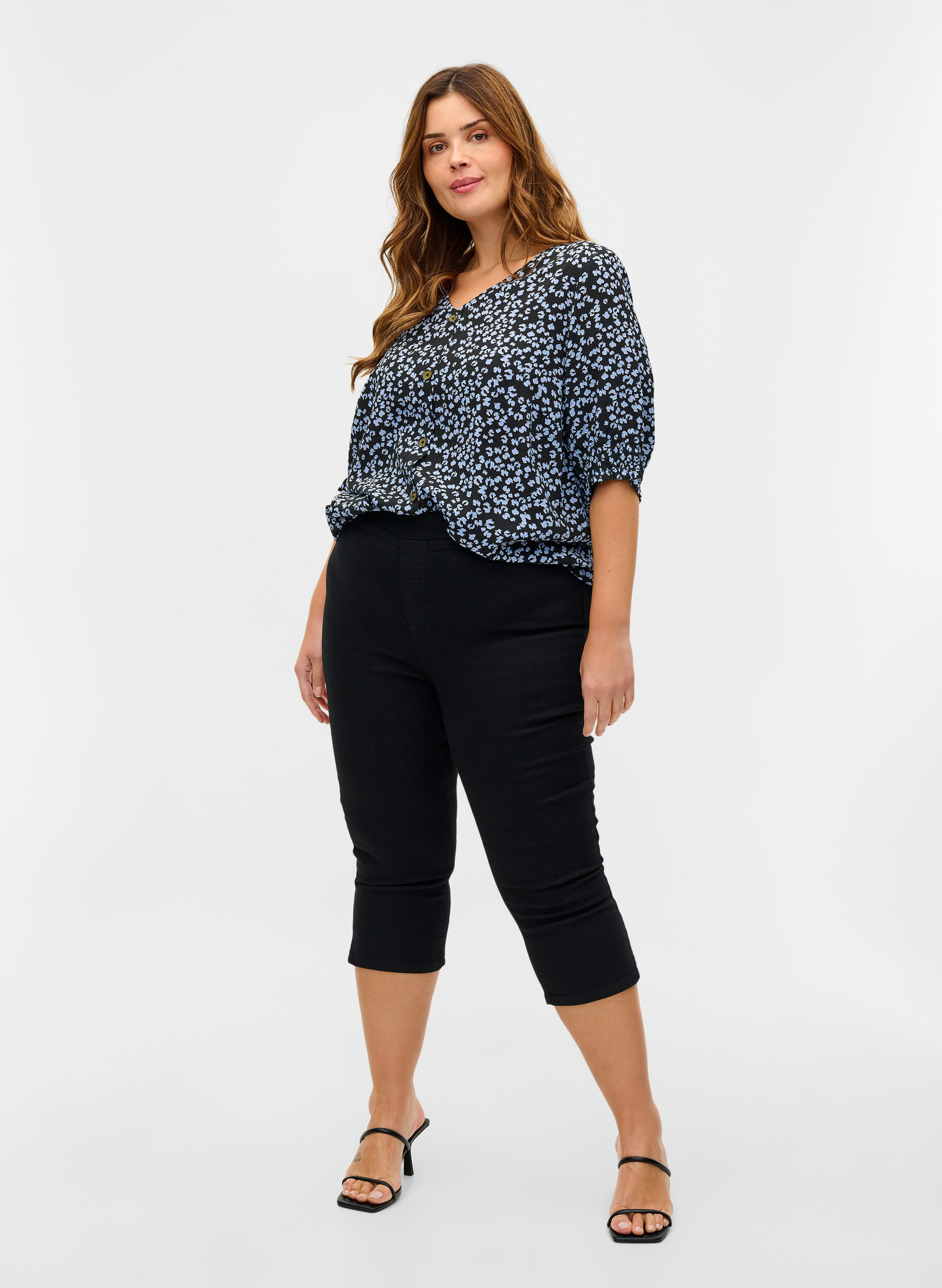 Cotton blend capris - Black - Sz. 42-60 
