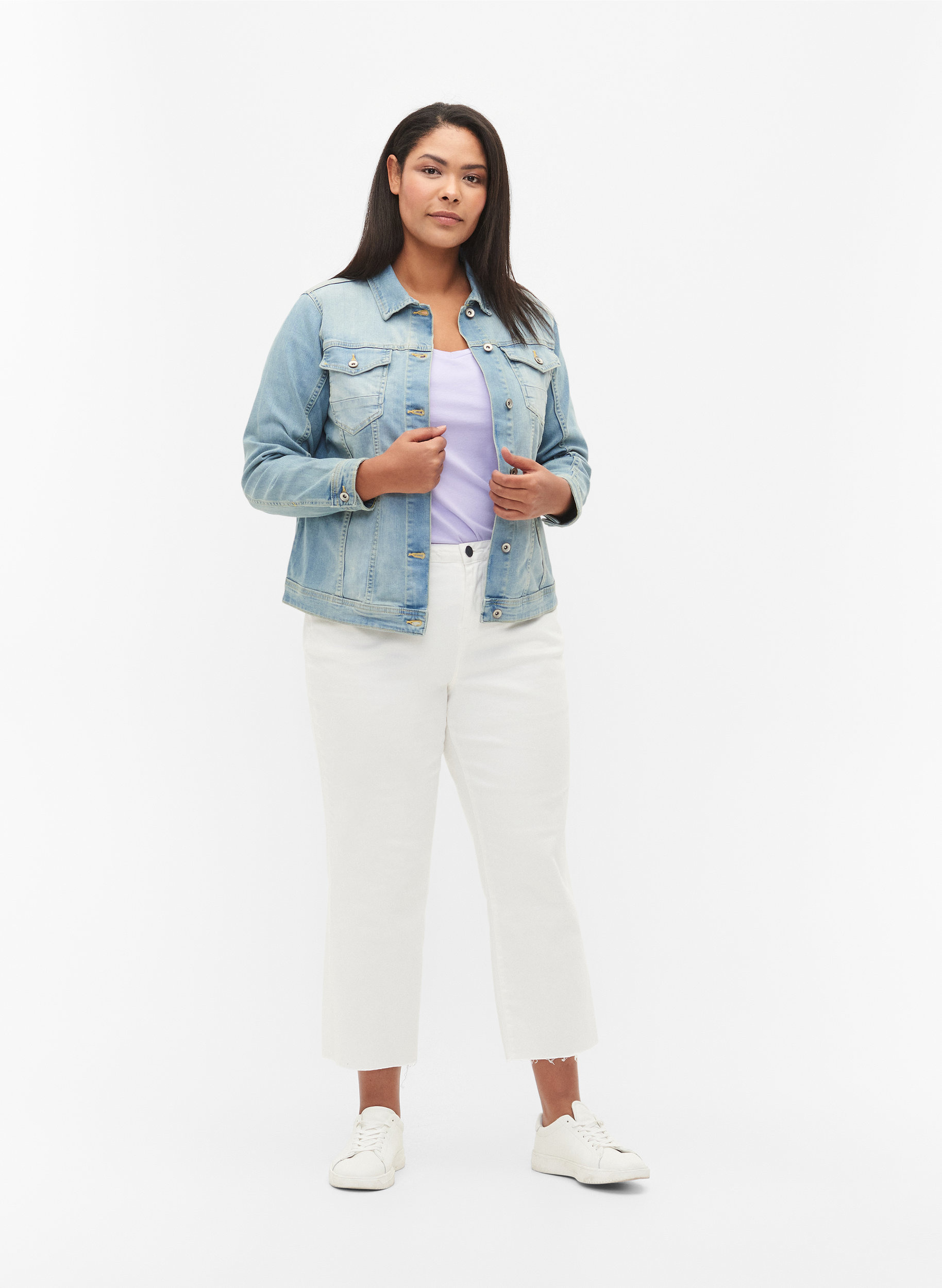 Light denim jacket with chest pockets 
