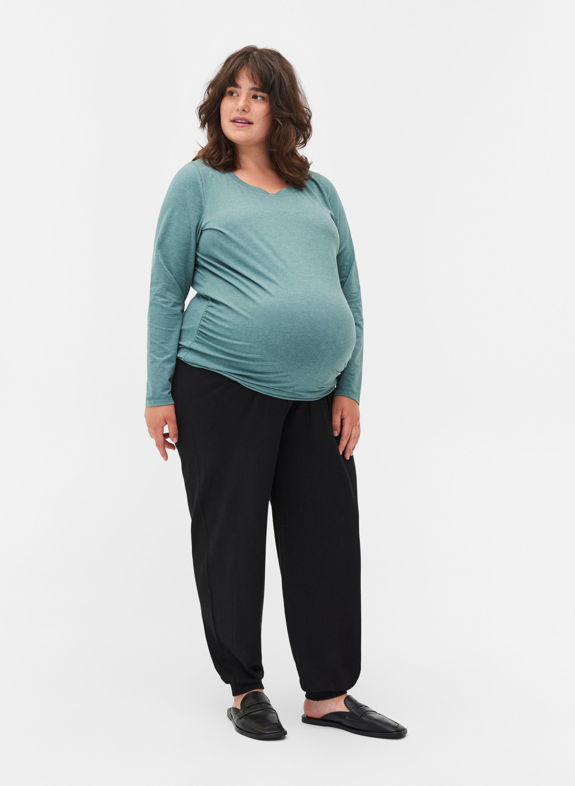 Basic maternity blouse with long 