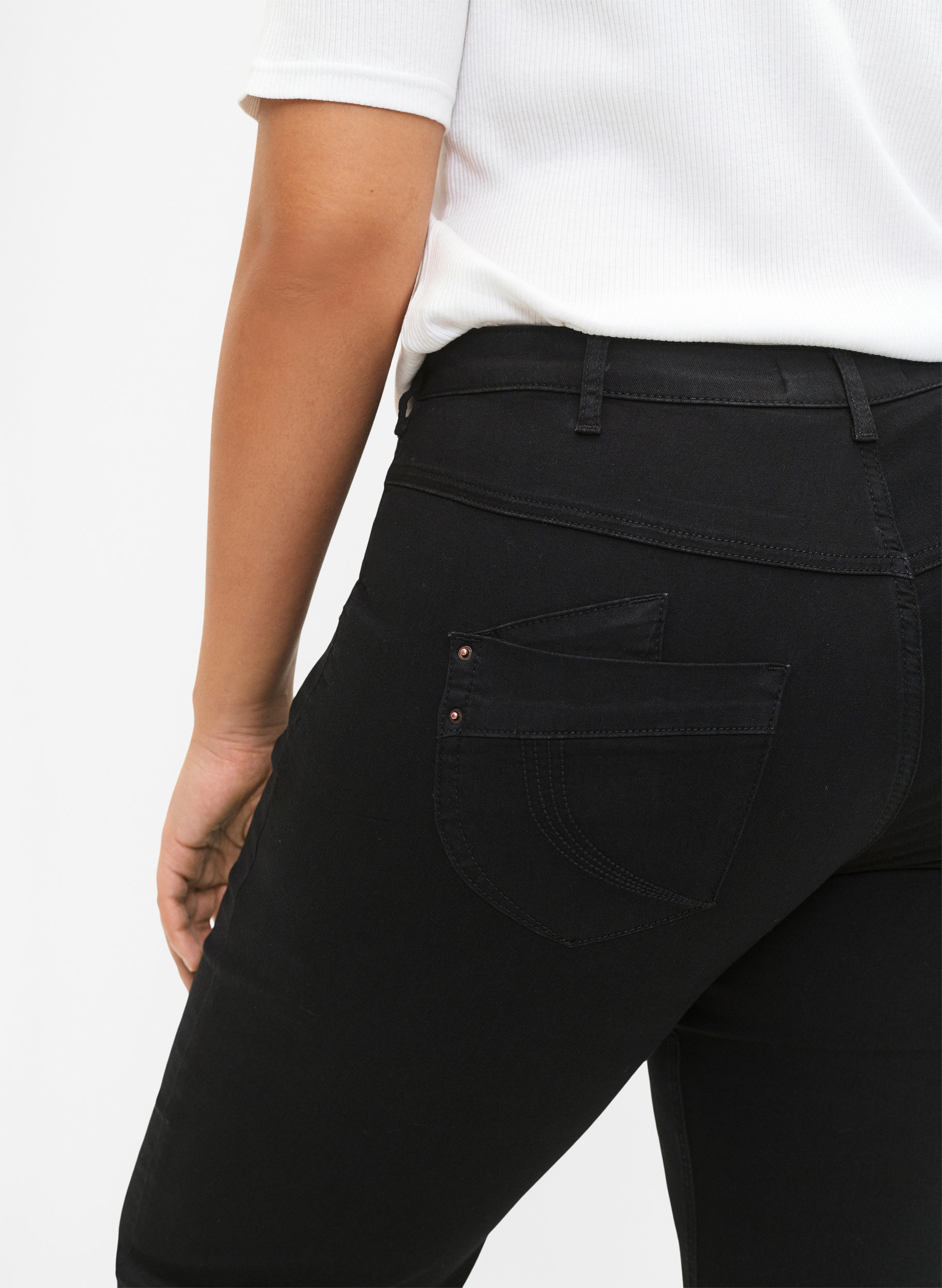 Regular fit Gemma jeans with a high waist - Black - Sz. 42-60 - Zizzifashion