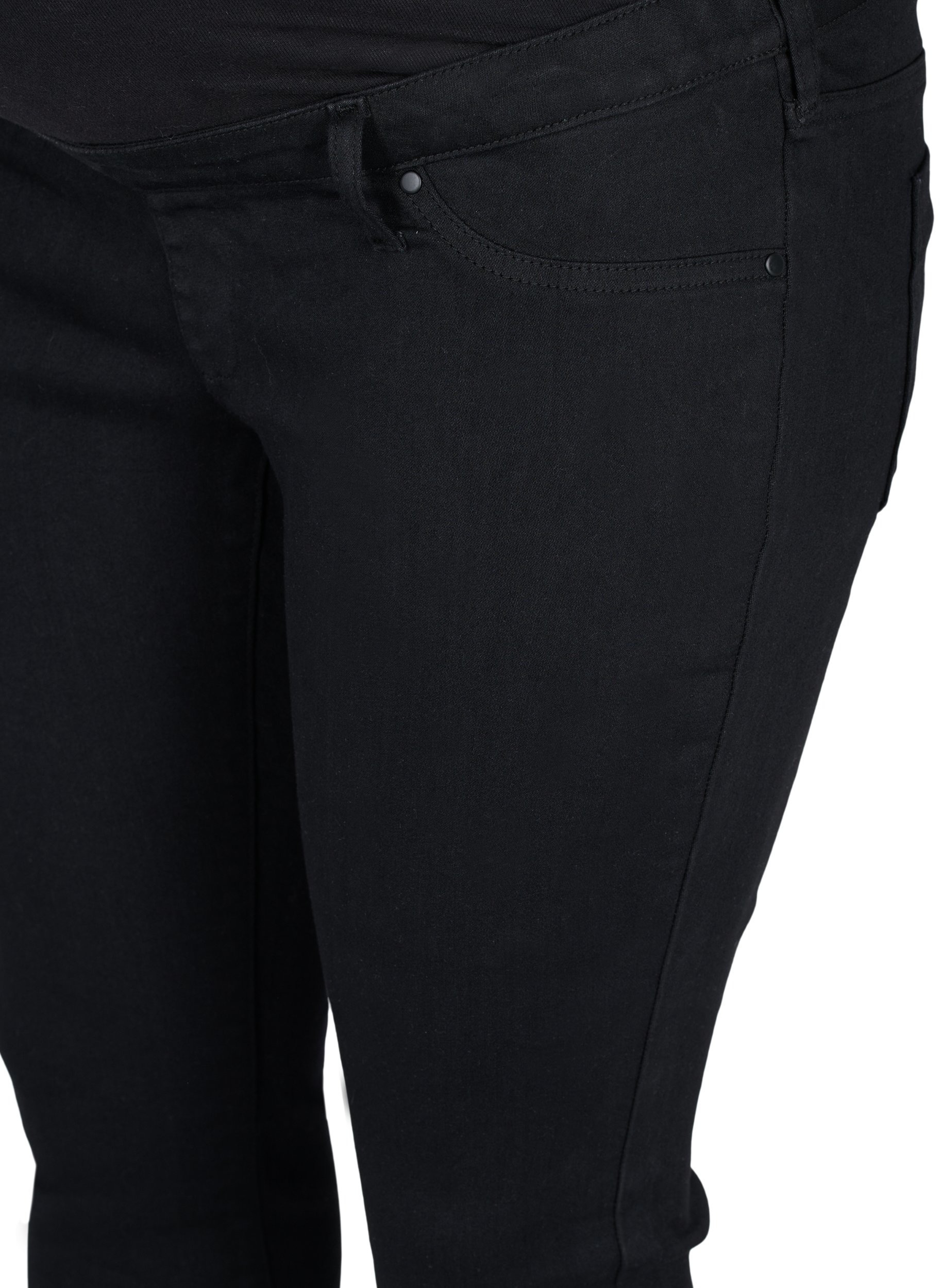 Maternity jeggings in a cotton blend 