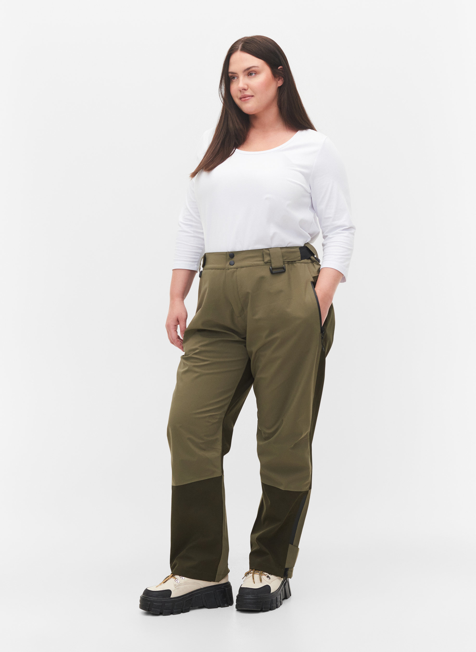 Waterproof shell trousers with pockets 
