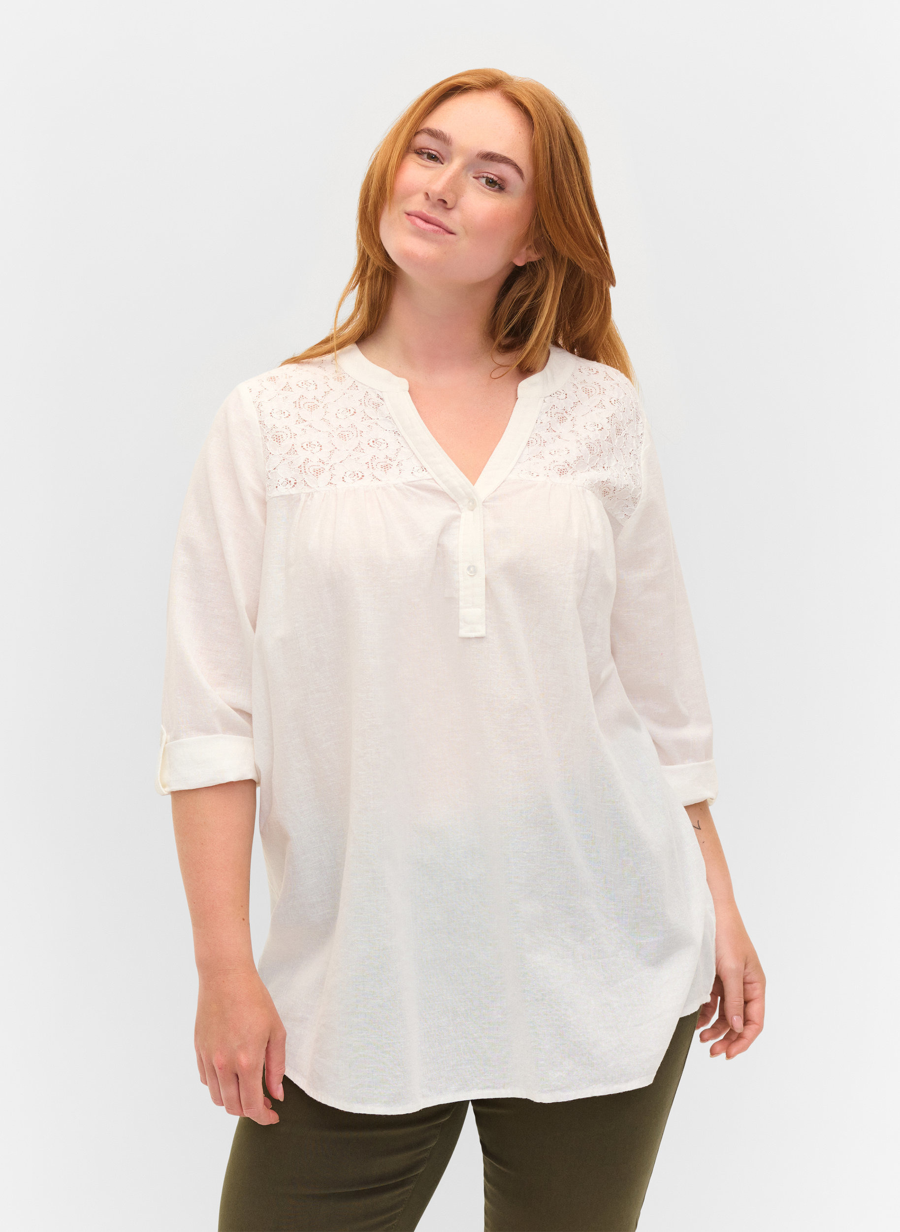 Cotton blouse with lace details - White 