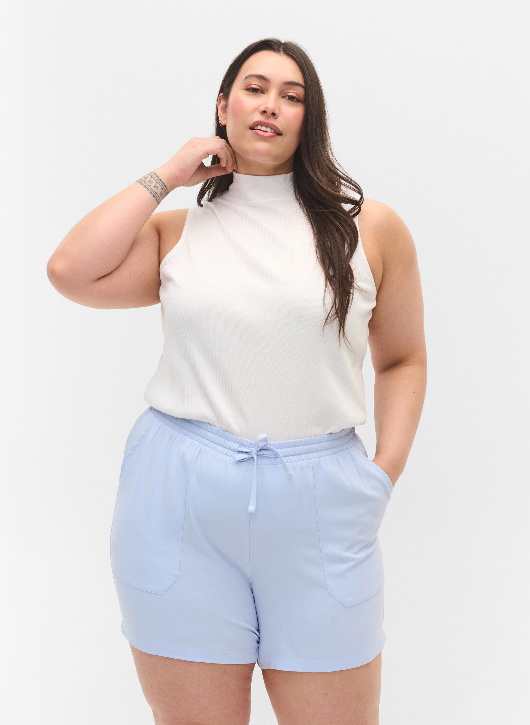 Loose shorts with pockets - Light Blue 