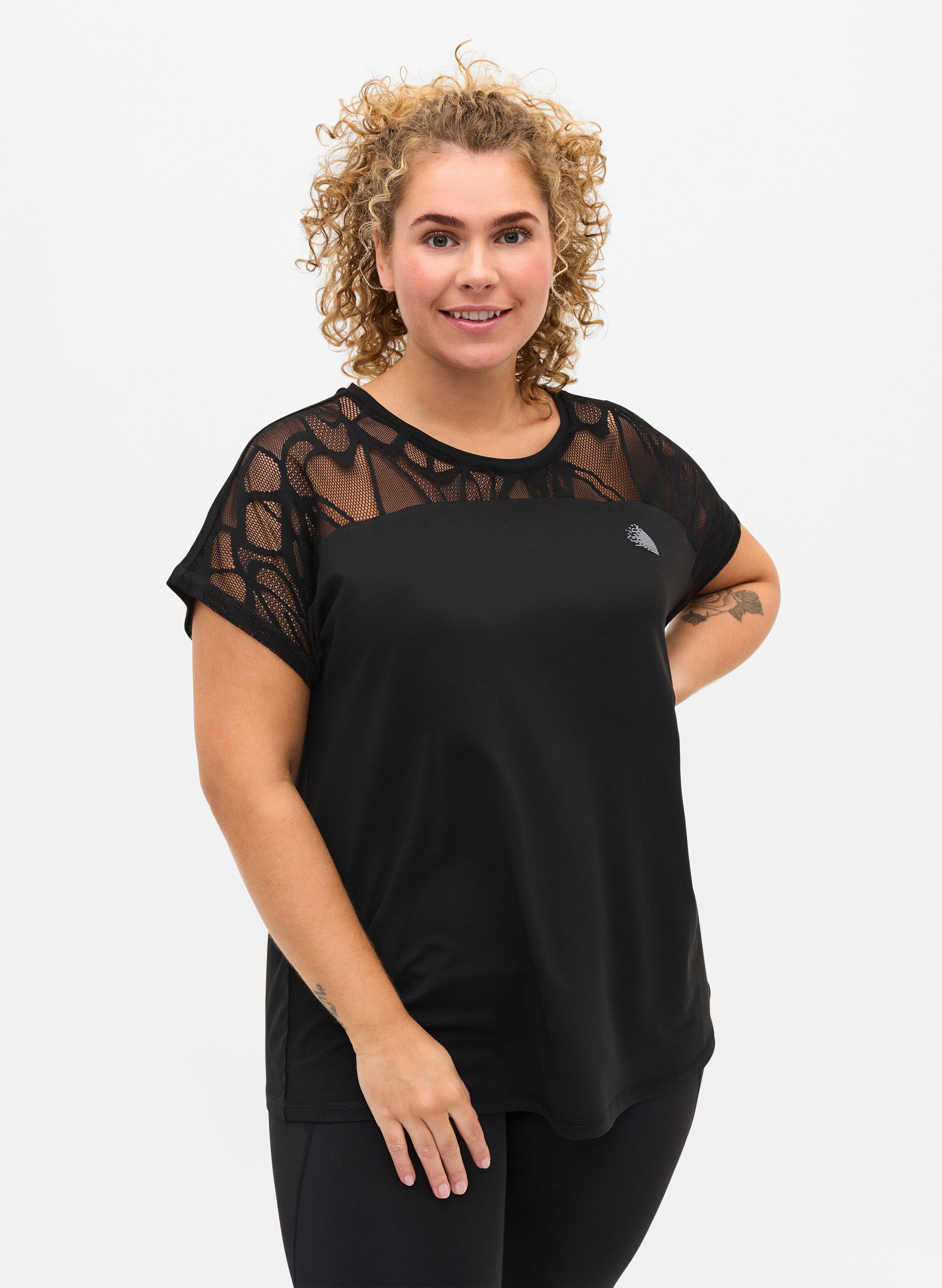 Short-sleeved sports t-shirt with 