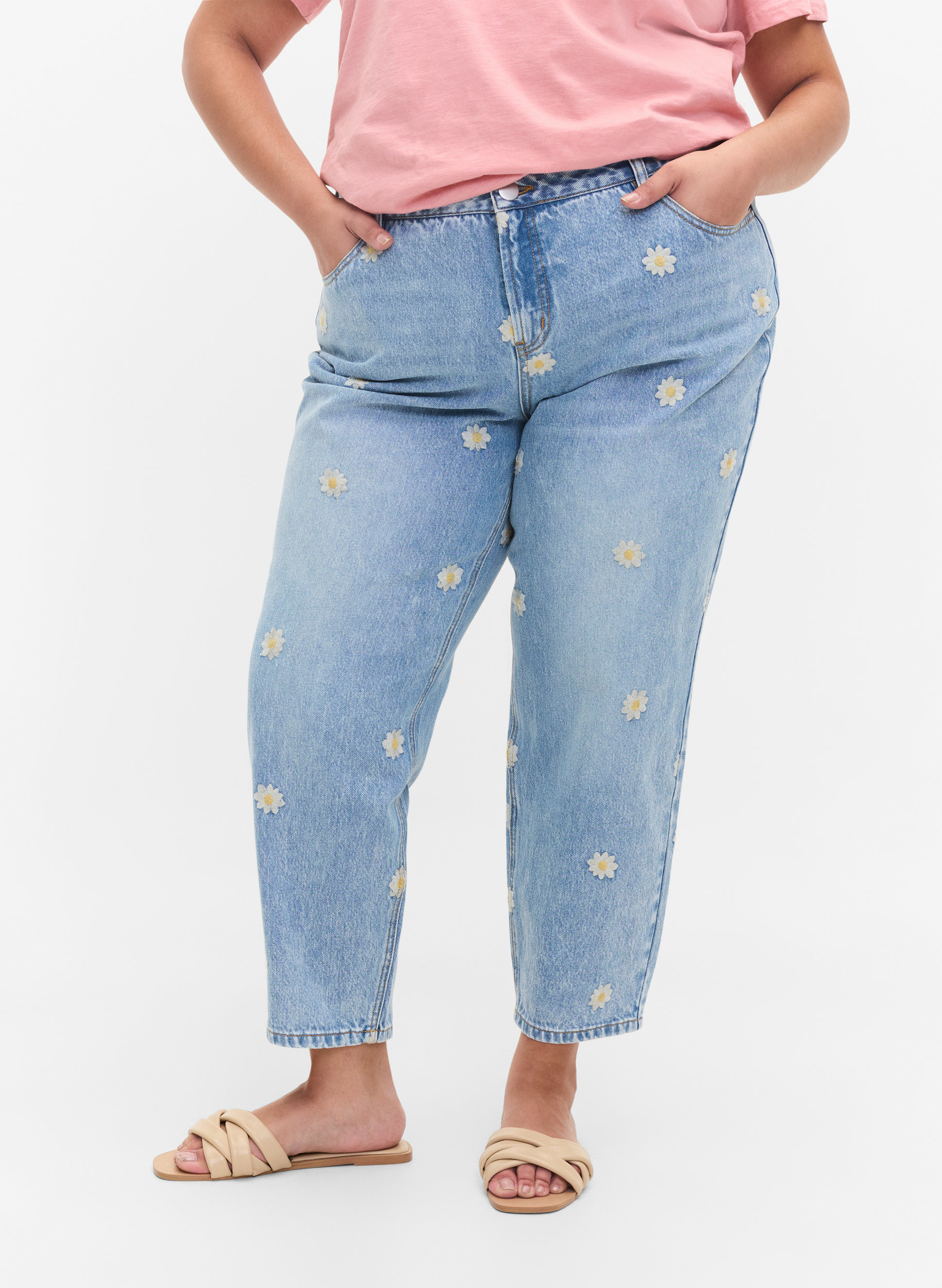 Mille mom fit jeans with floral 