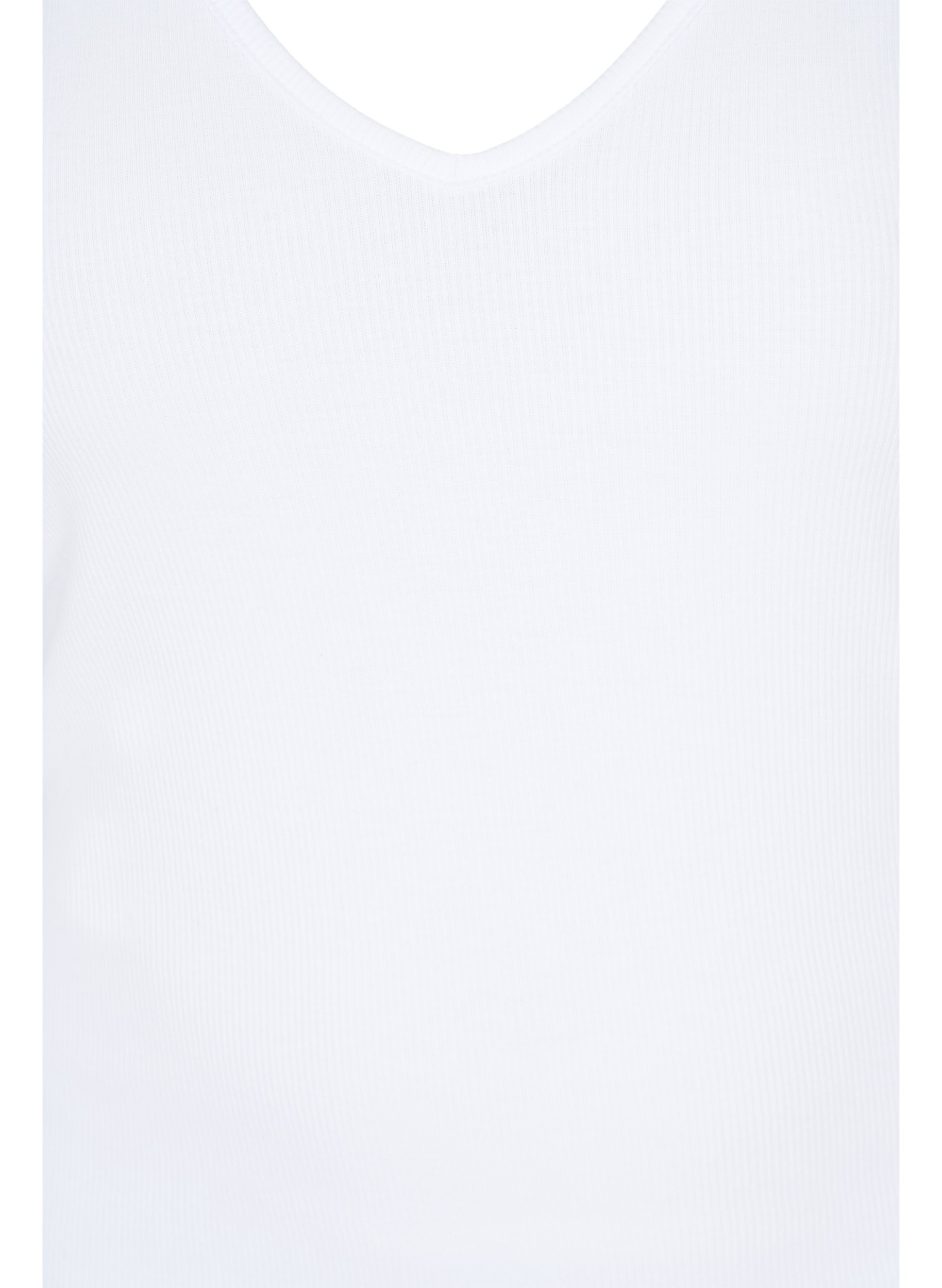 Ribbed basic top with v-neckline 