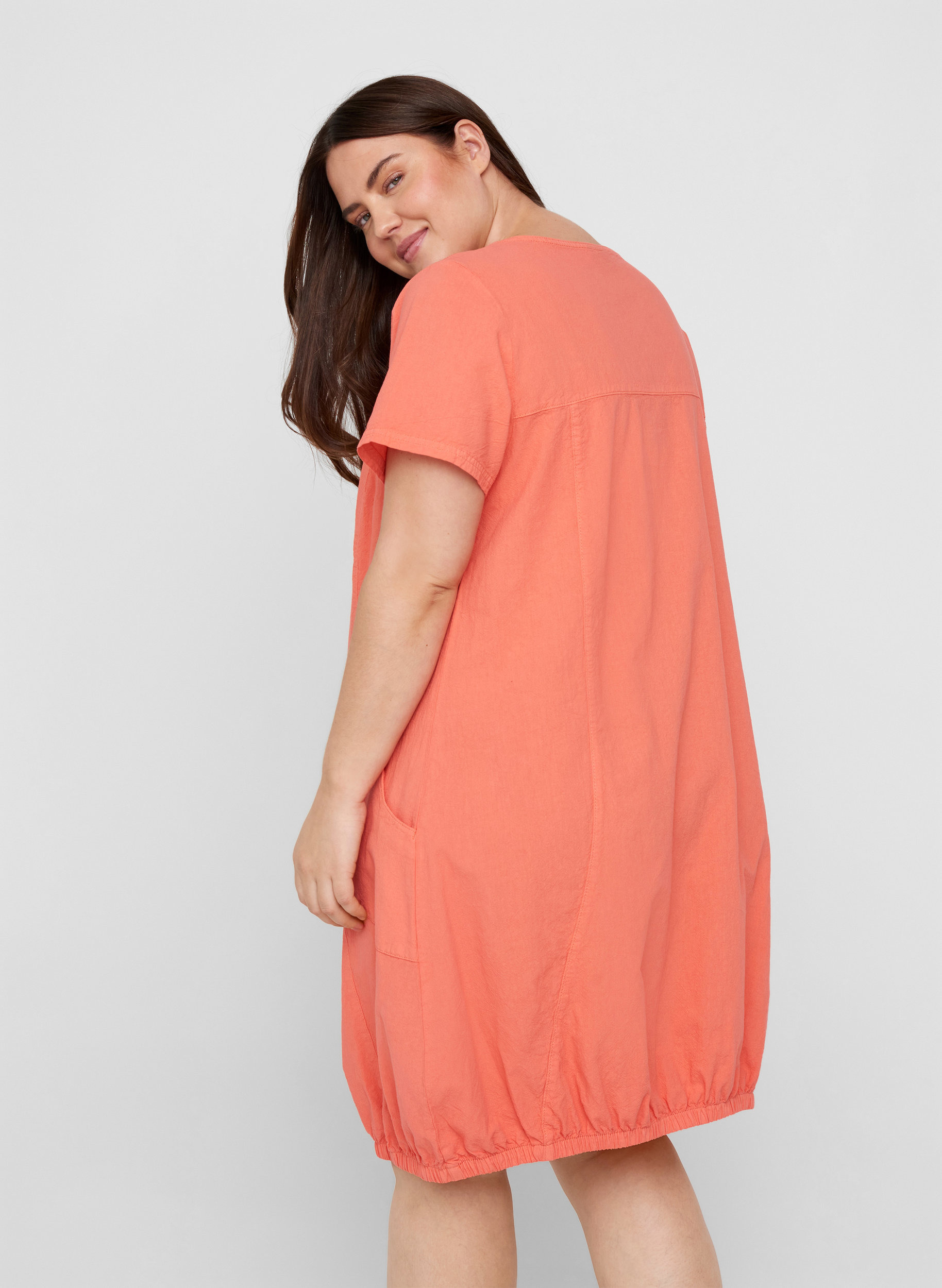 Short-sleeved cotton dress, Hot Coral, Model image number 1