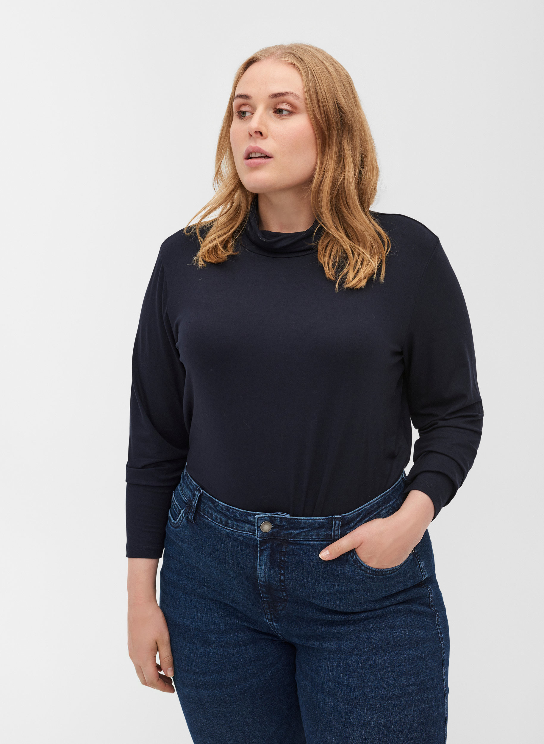 fitting viscose blouse with a high neck 