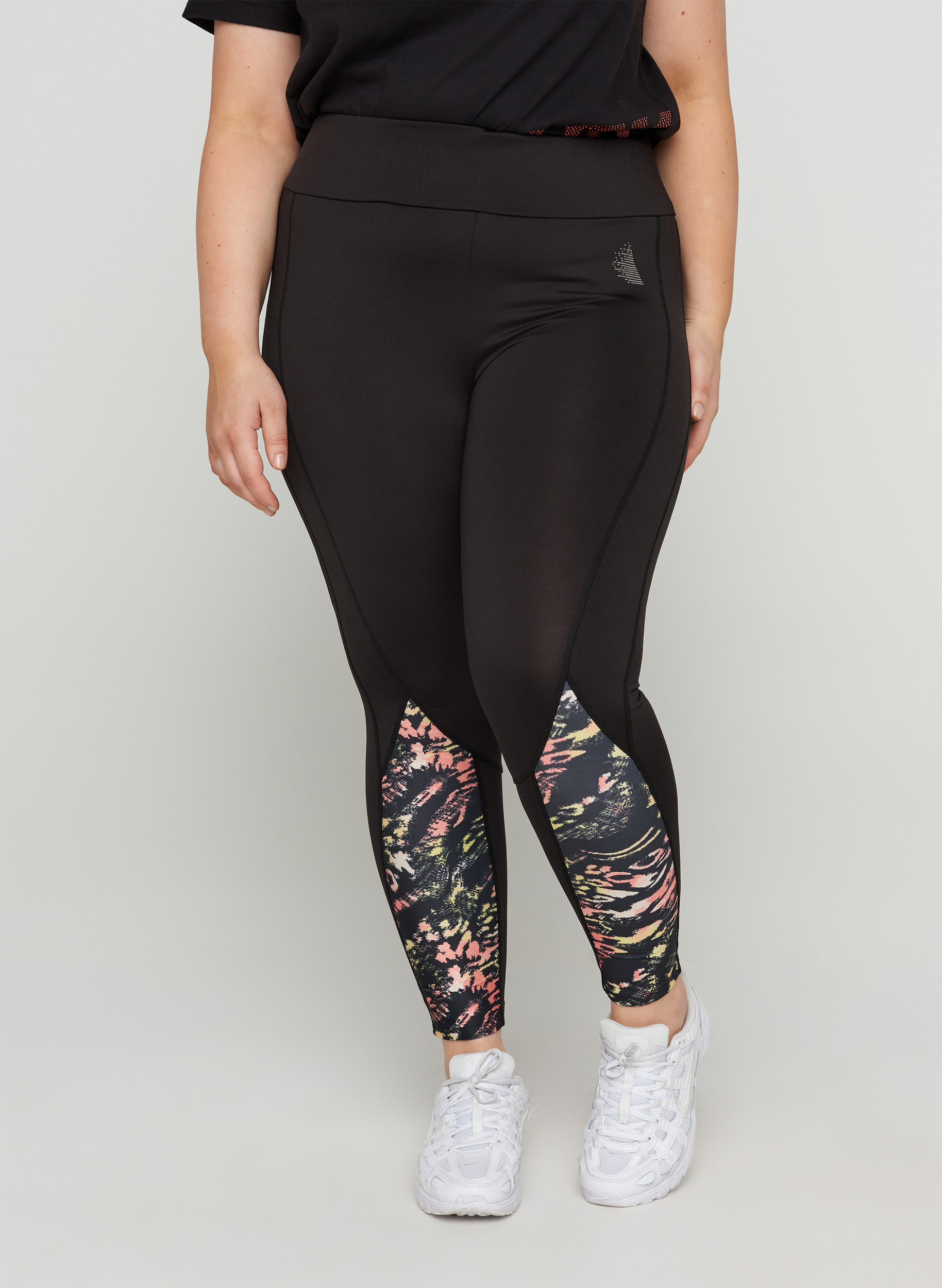 Cropped exercise tights with print 