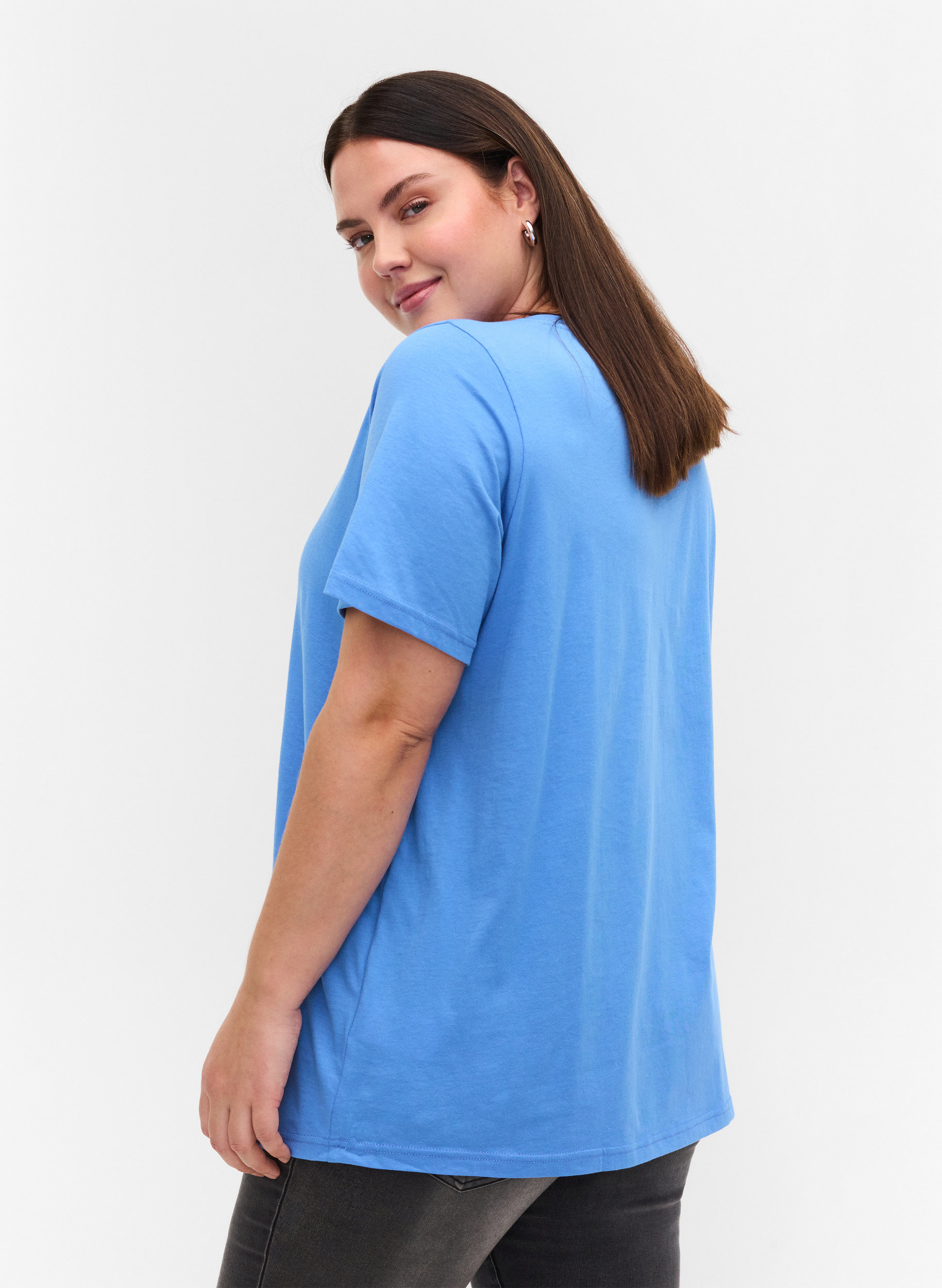 Organic cotton T-shirt with V-neckline 