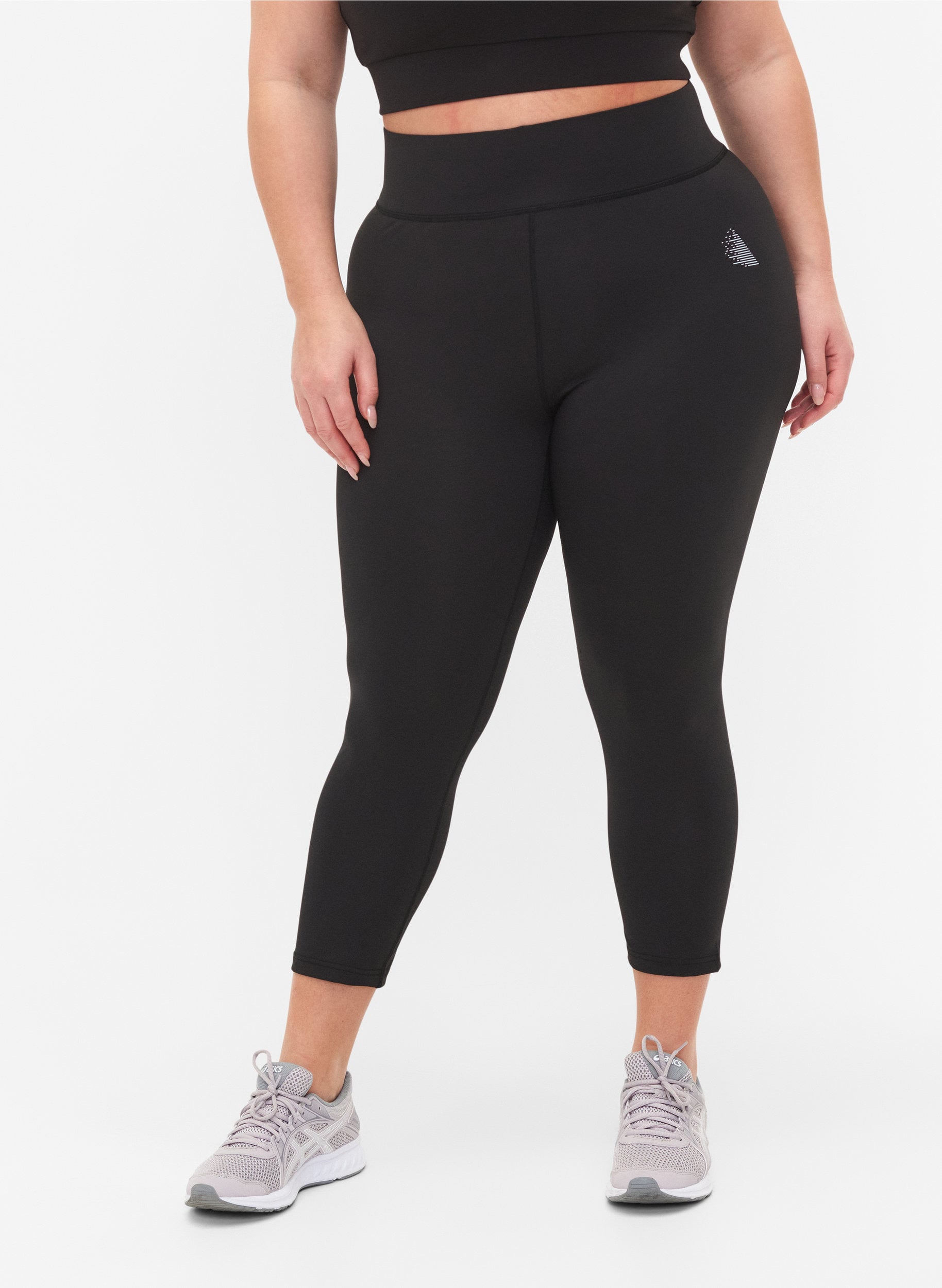 Close-fit workout capris - Black - Sz 