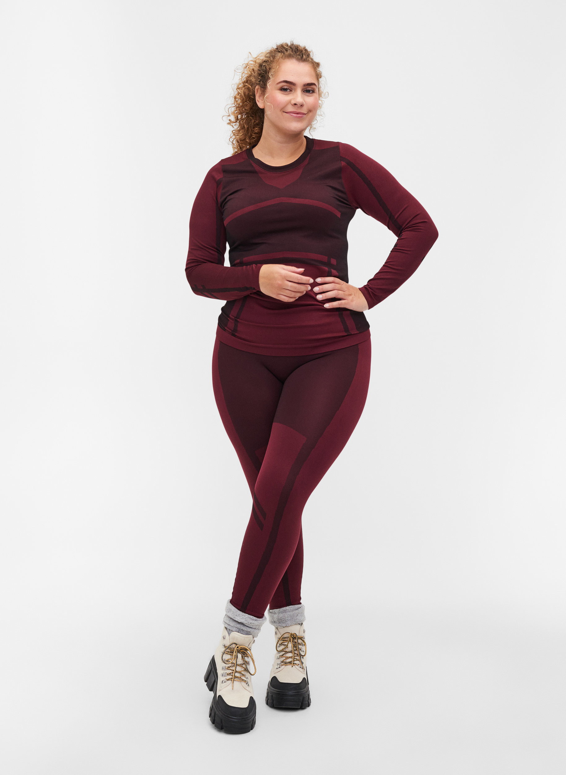 Seamless, patterned ski undershirt 