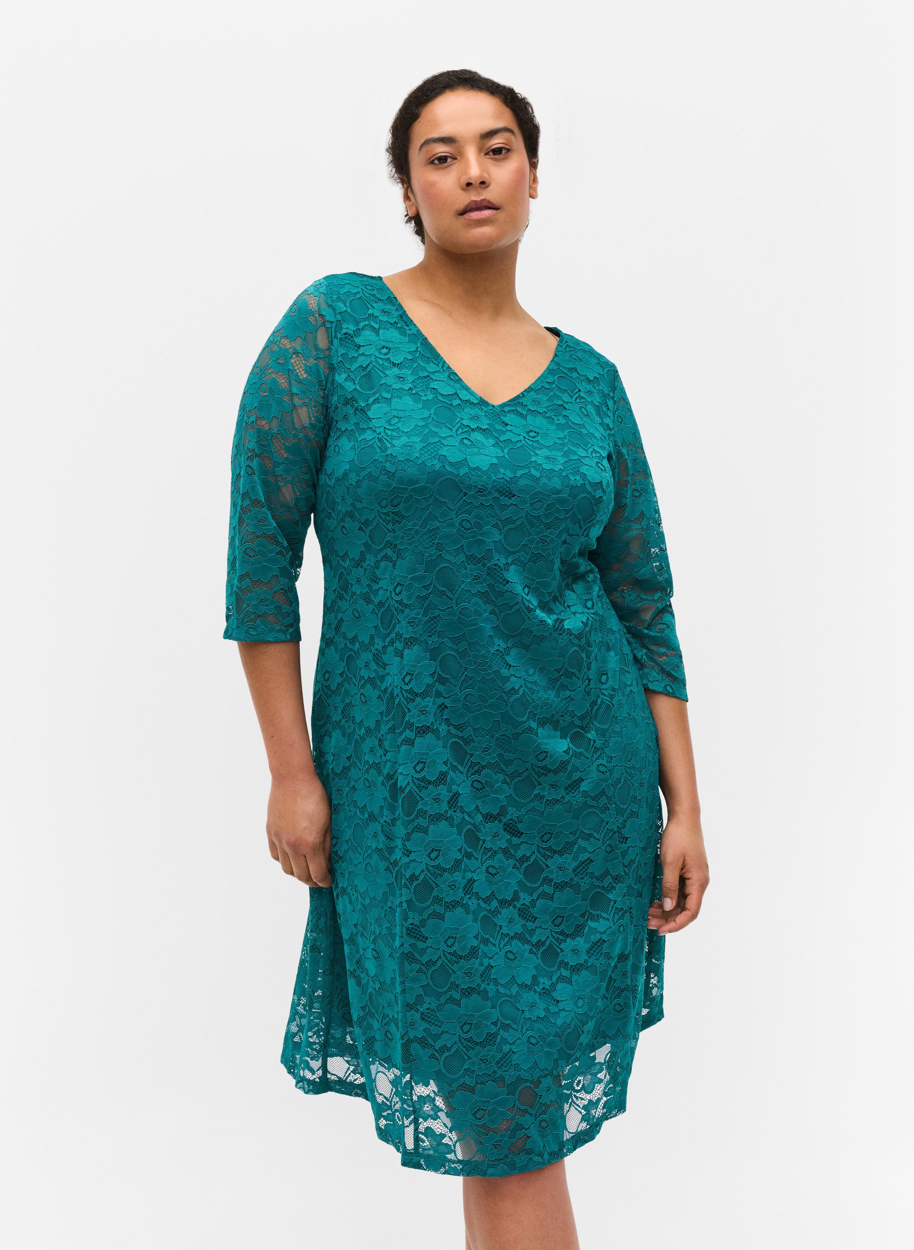 Lace dress with 3/4 sleeves, Quetzal Green, Model