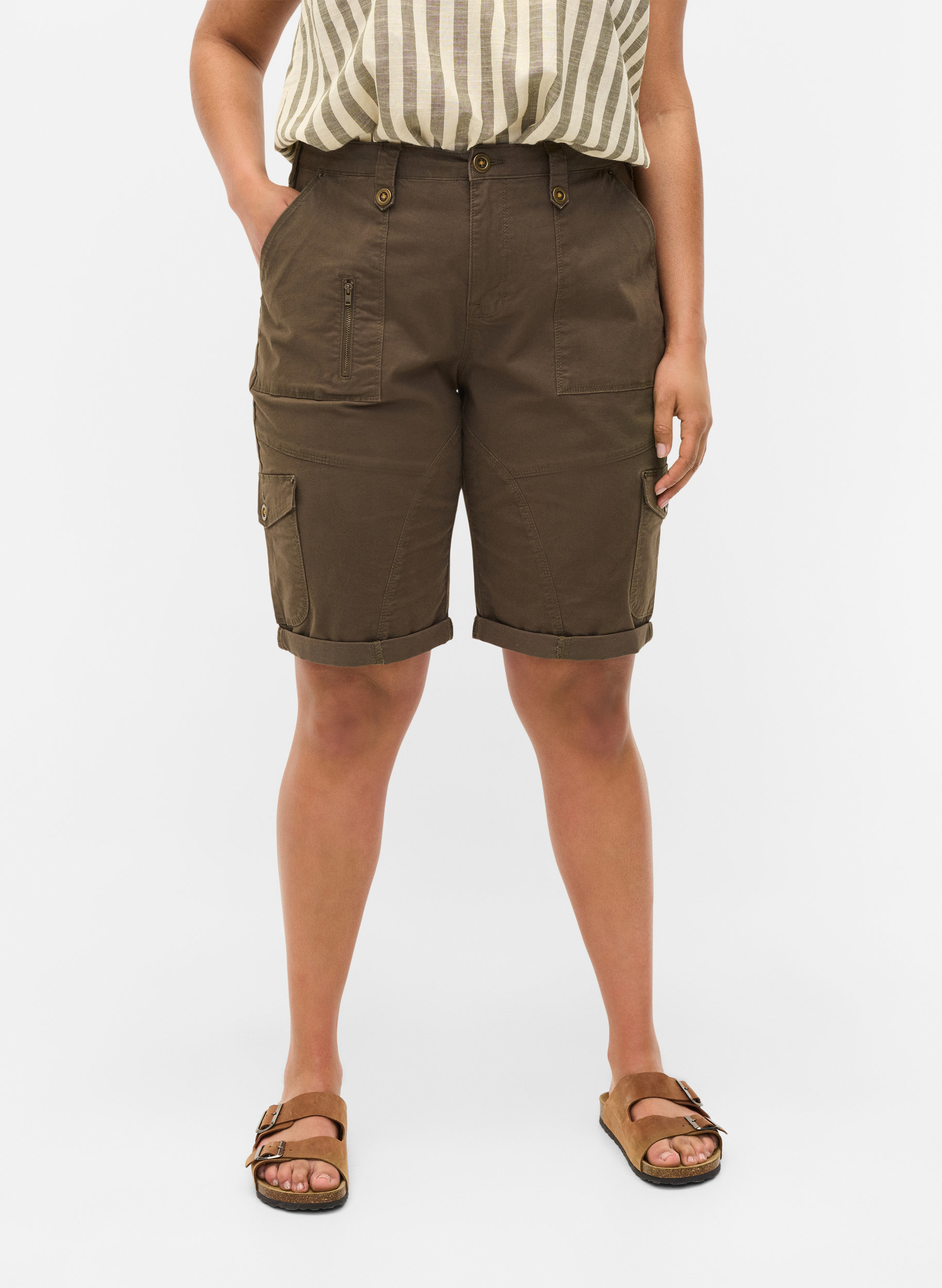 Cotton shorts with pockets - Green - Sz 