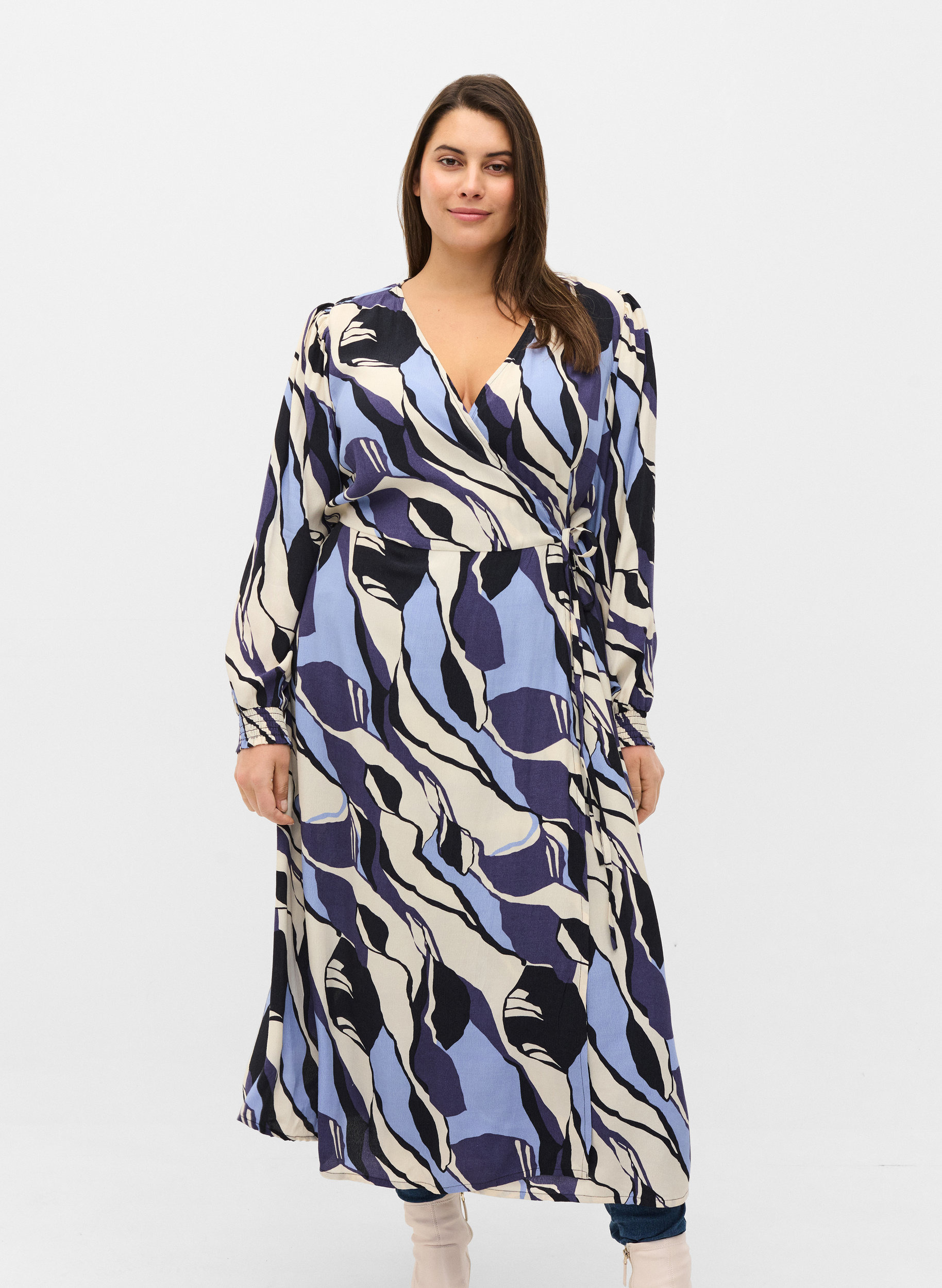 Printed midi dress with wrap, Blue Abstract AOP, Model