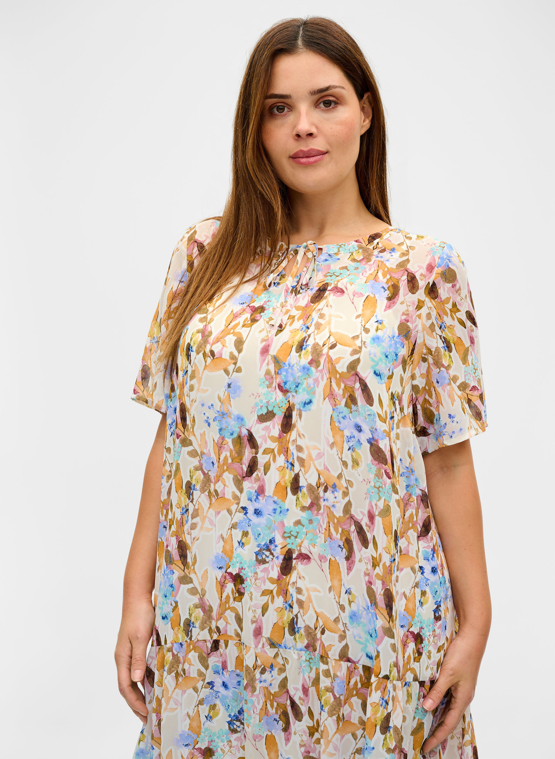 Short-sleeved floral midi dress, Humus Flower AOP, Model image number 1