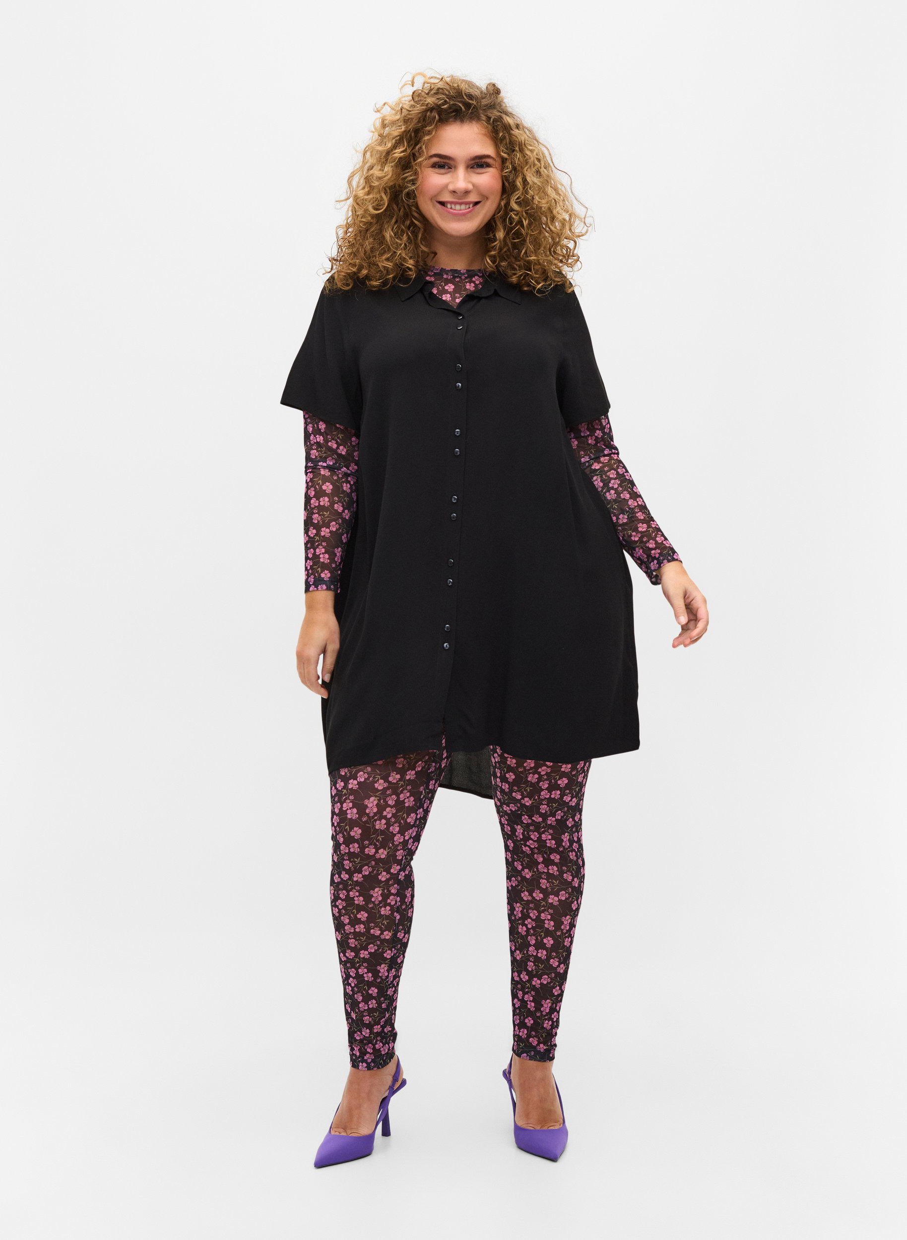 Mesh leggings in a stylish print 