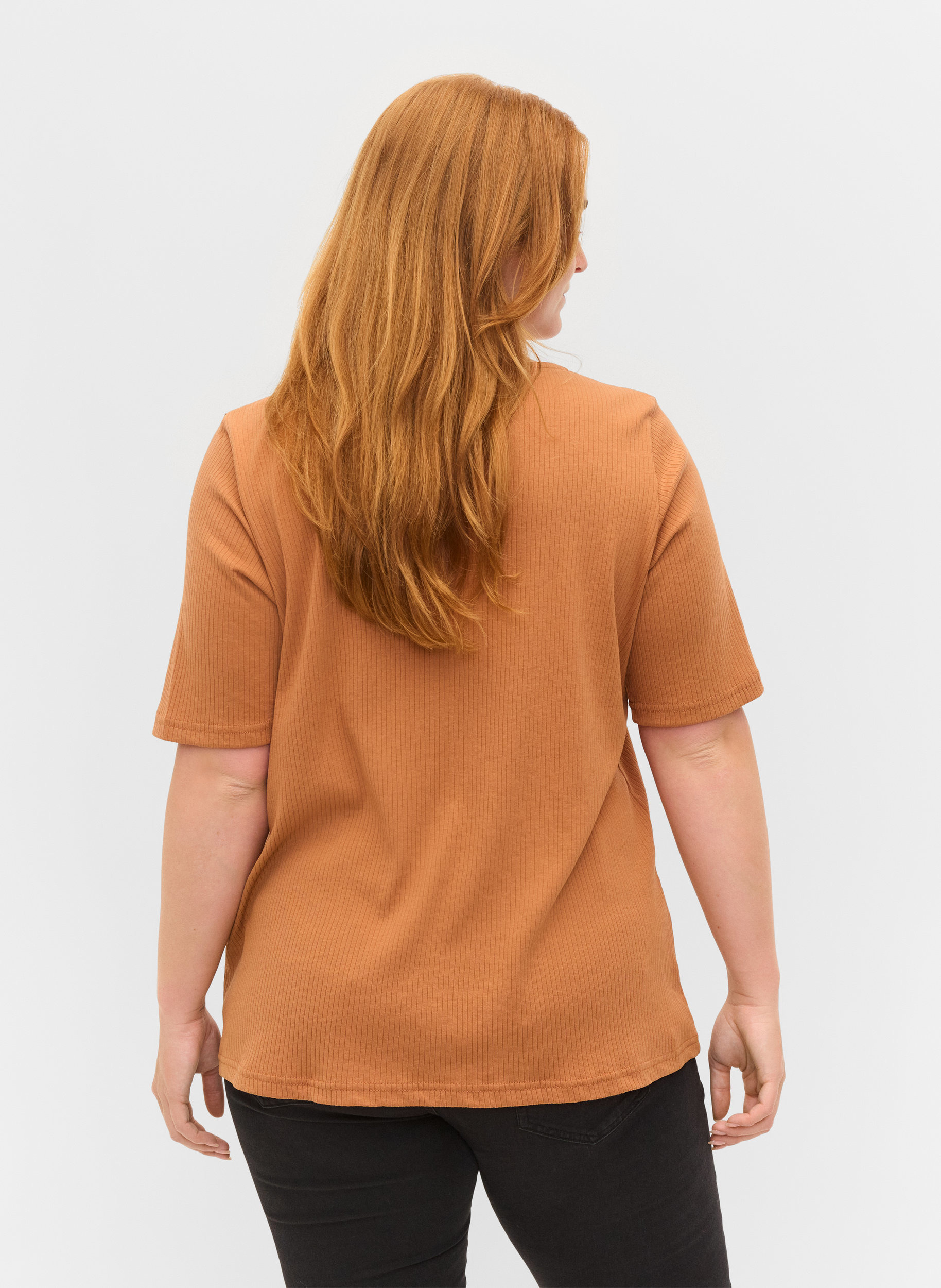Short-sleeved T-shirt with buttons 