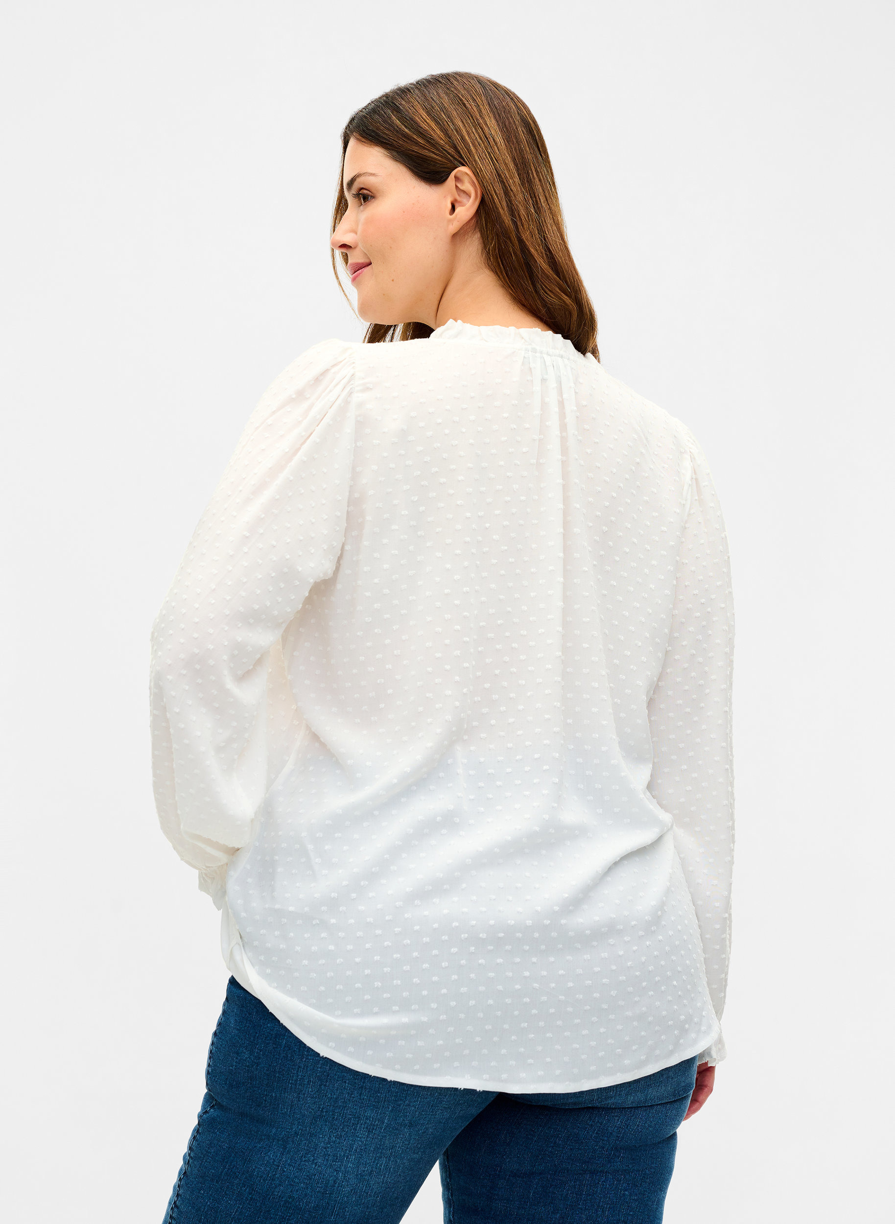 Long-sleeved blouse with smock and 