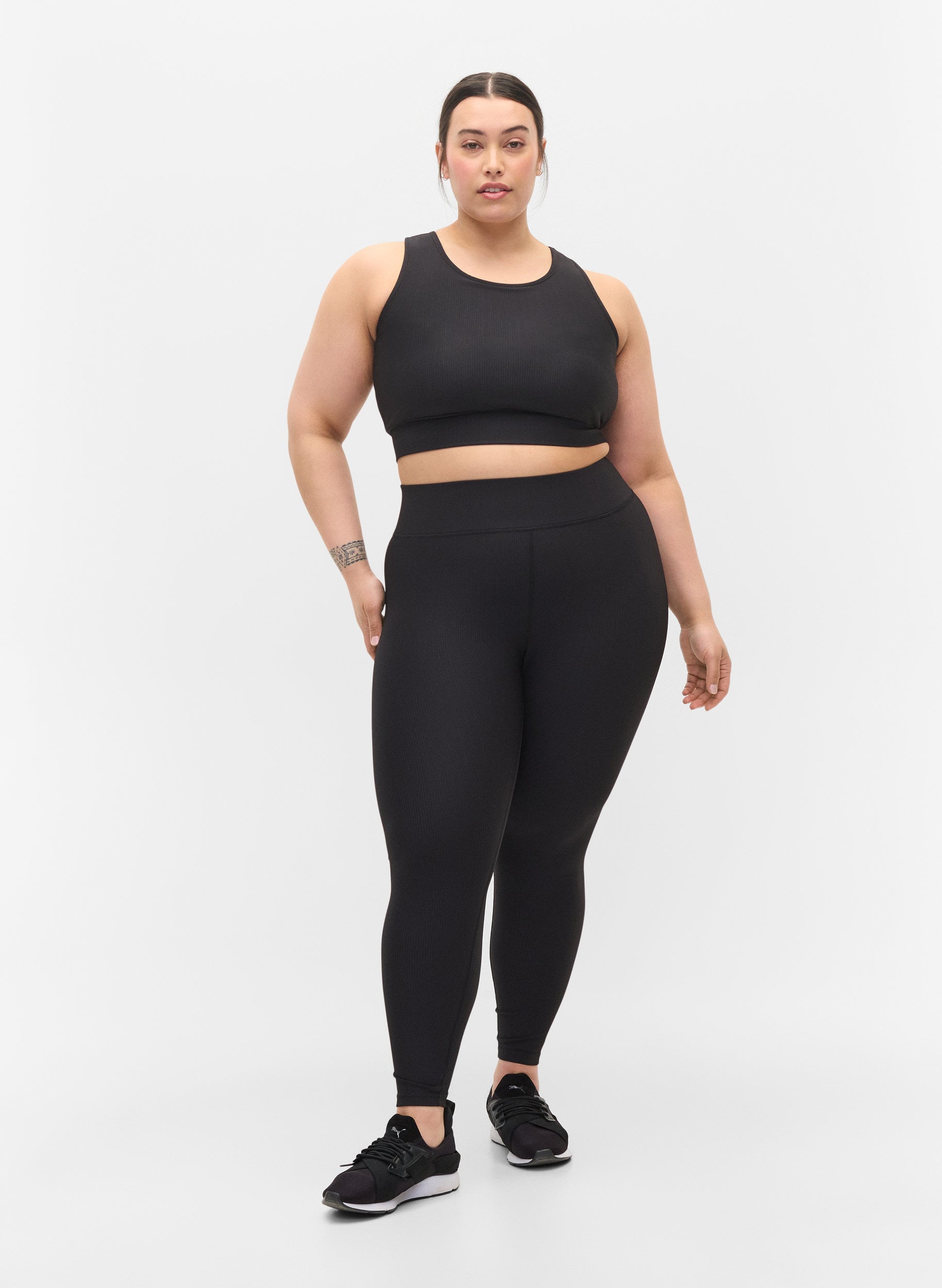 Ribbed gym leggings in a 7/8 length 
