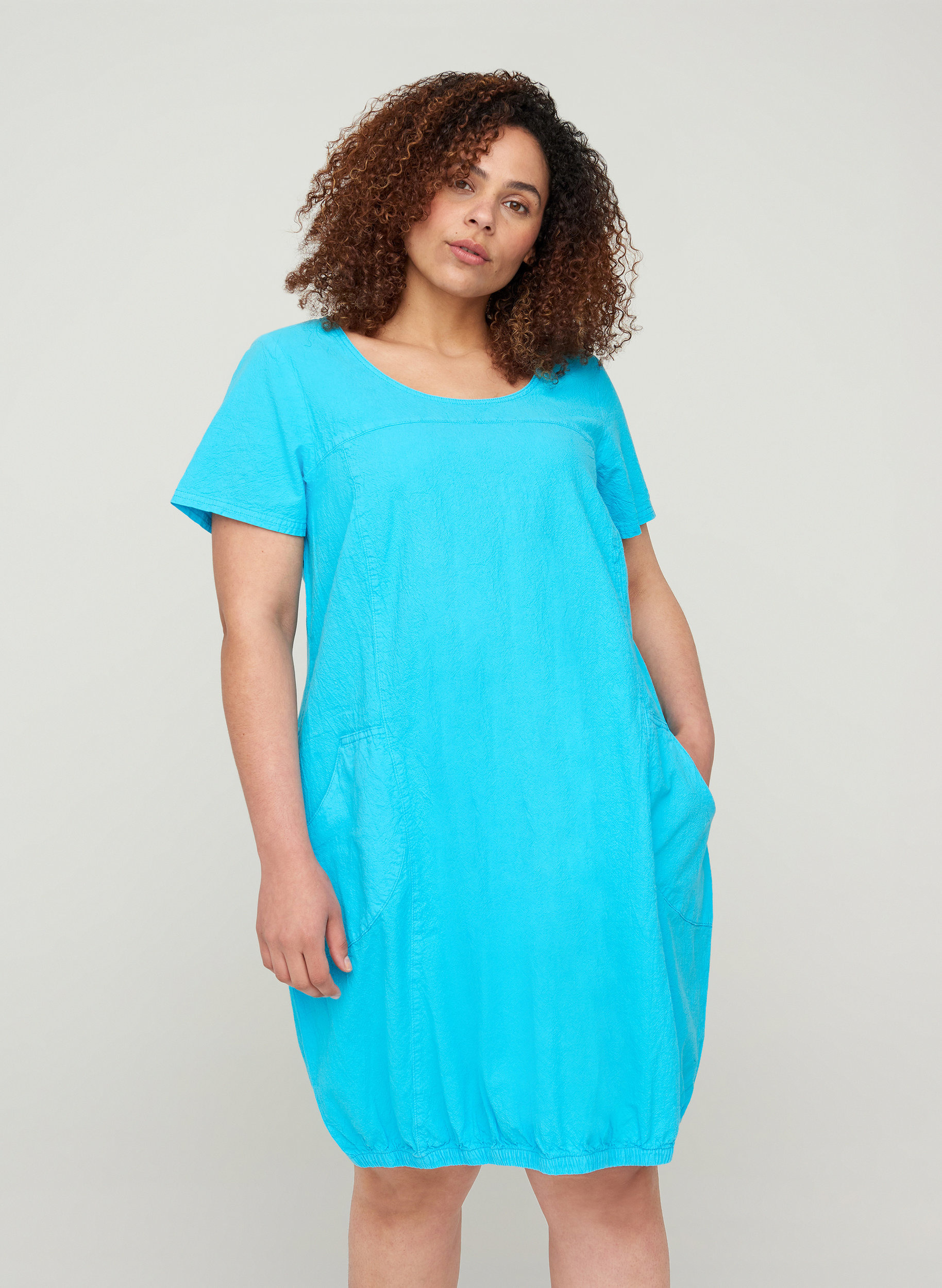 Short-sleeved cotton dress, River Blue, Model image number 0