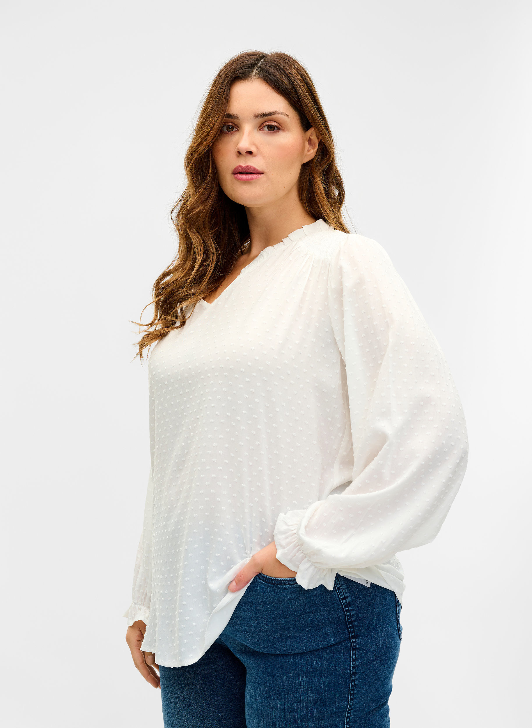 Long-sleeved blouse with smock and 